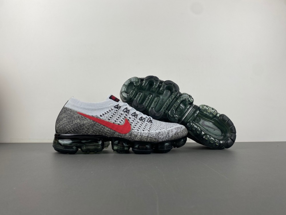 Nike Air VaporMaxPlatinum Red Black 849558-020