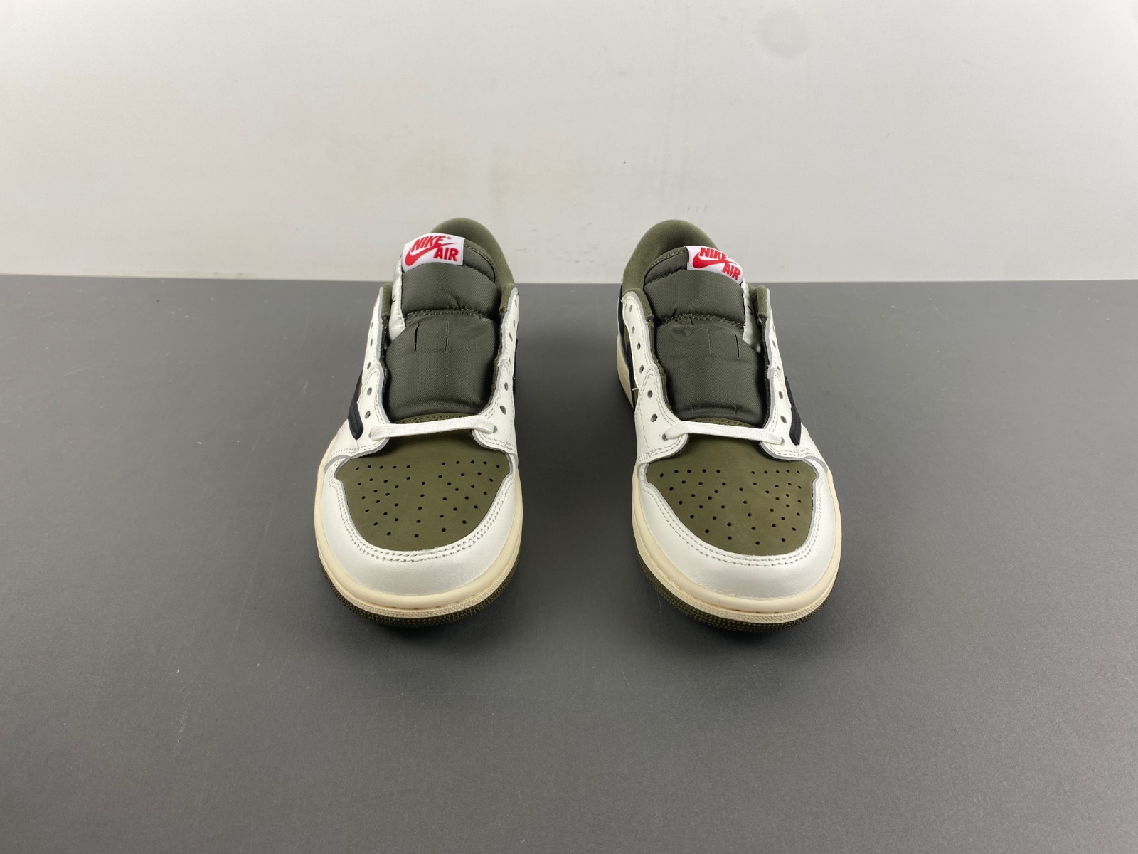 Jordan 1 Retro Low OG SP Travis Scott Medium Olive DM7866-200