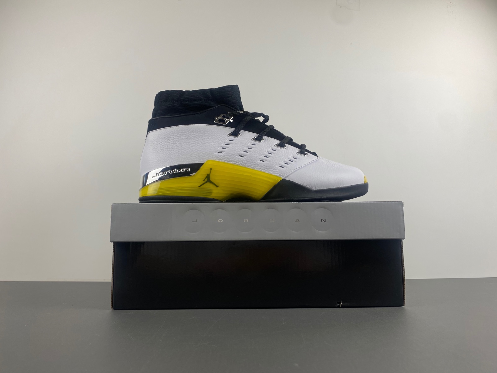 air jordan 17 retro low sp all star lightning 2024 fj0395 100