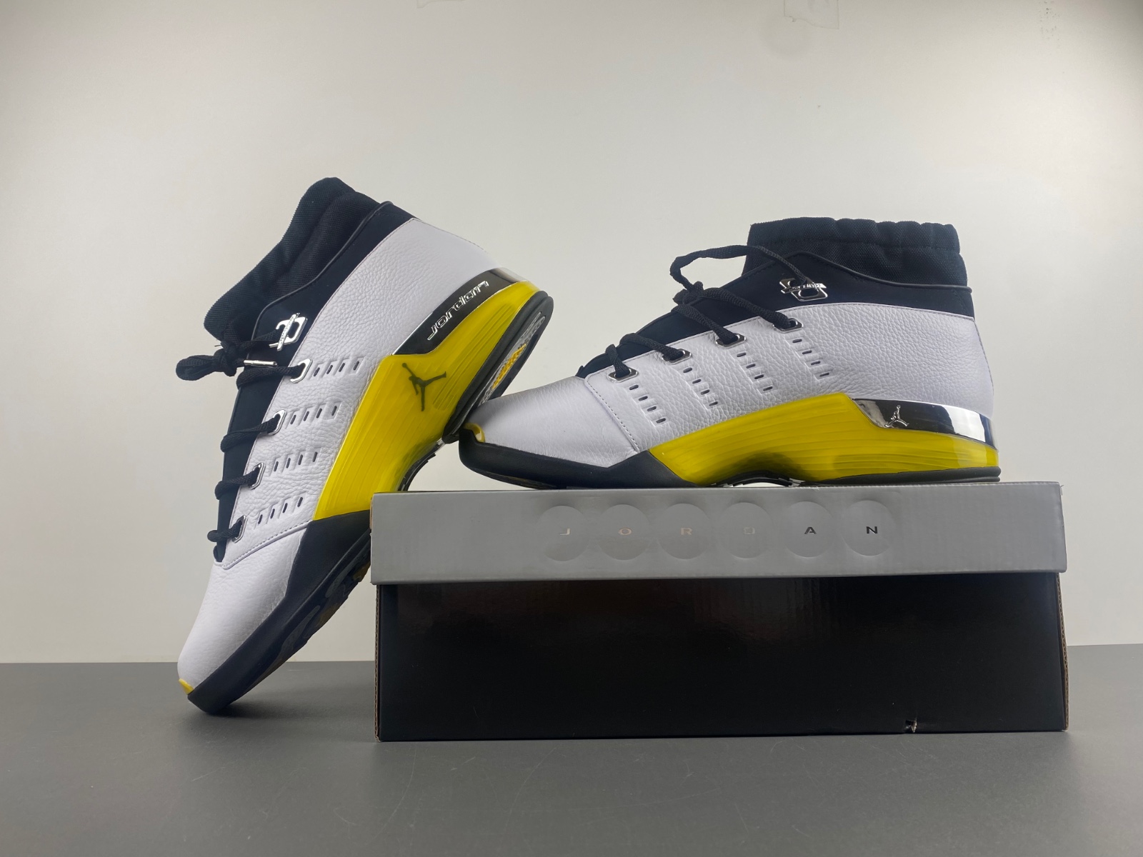 air jordan 17 retro low sp all star lightning 2024 fj0395 100