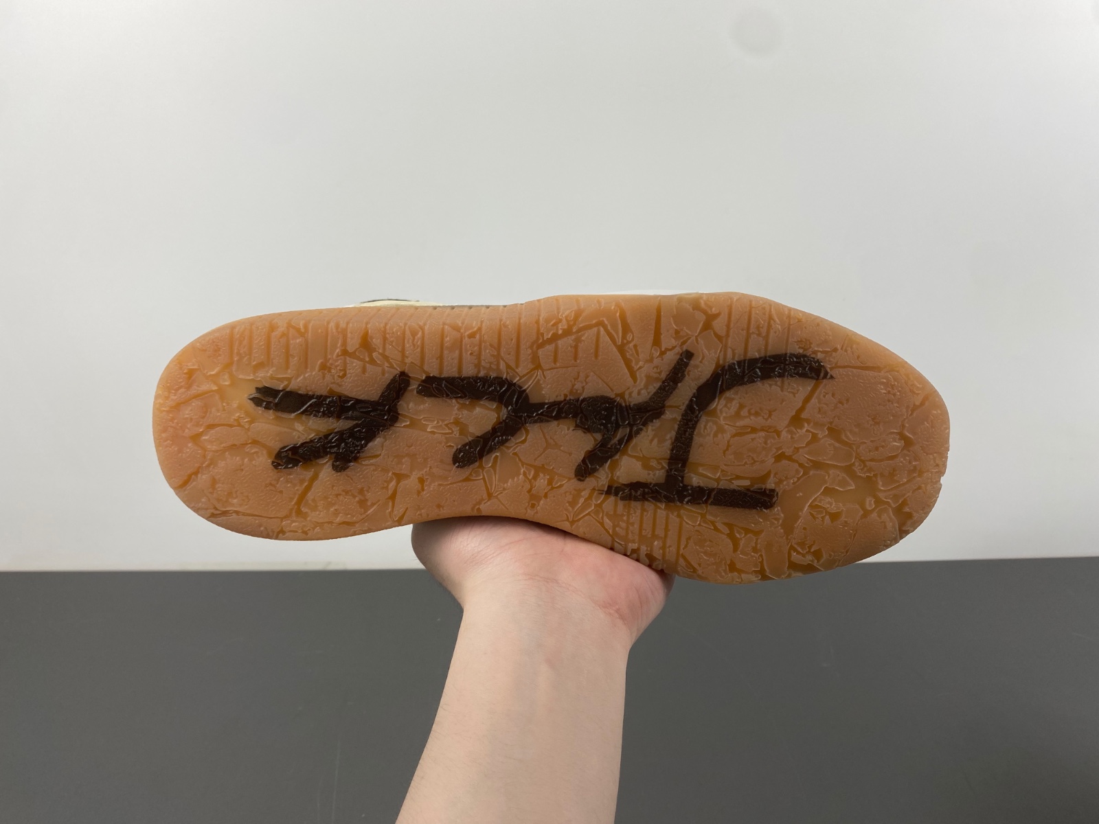 Travis Scott x Jordan Jumpman Jack Sail FZ8117-100