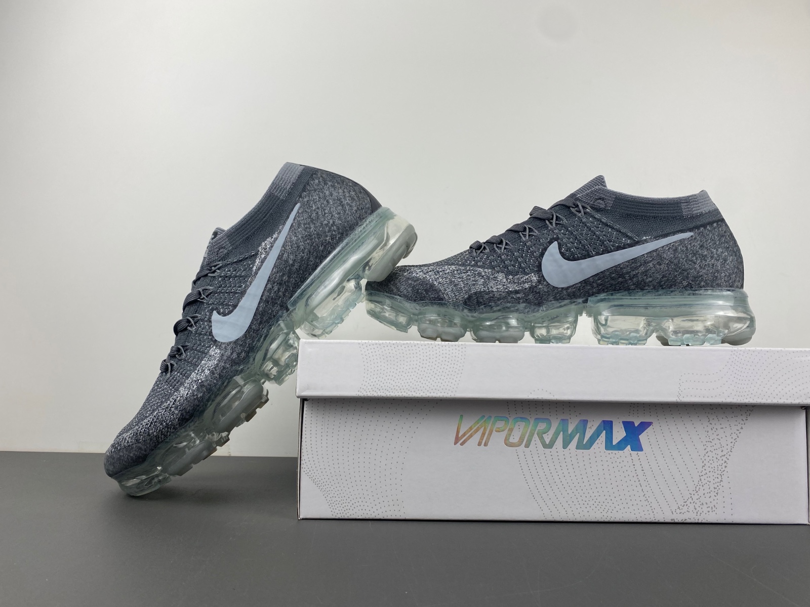 NIKE Air VaporMax 'Asphalt' Sneakers 849557-002