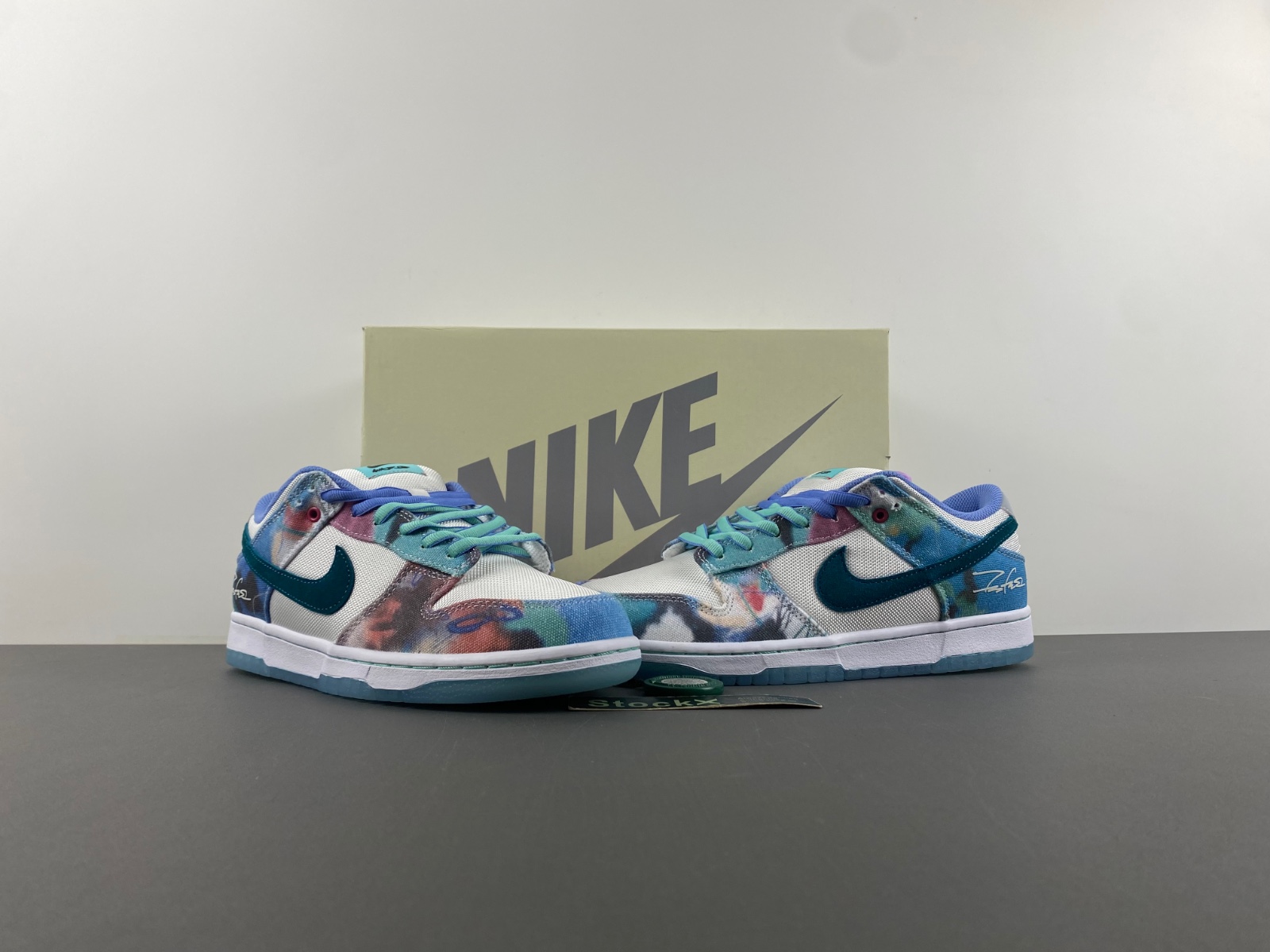 Nike Futura Laboratories x Dunk SB Low Bleached Aqua HF6061-400
