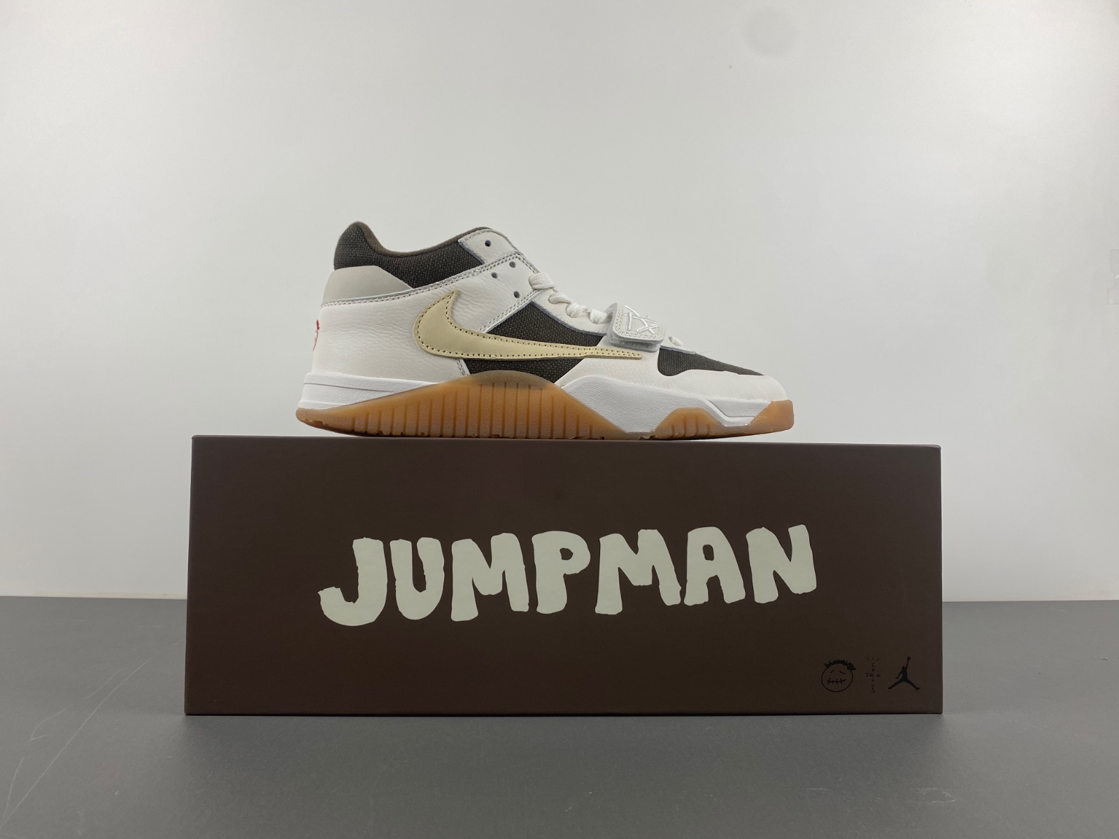 Travis Scott x Jordan Jumpman Jack Sail FZ8117-100