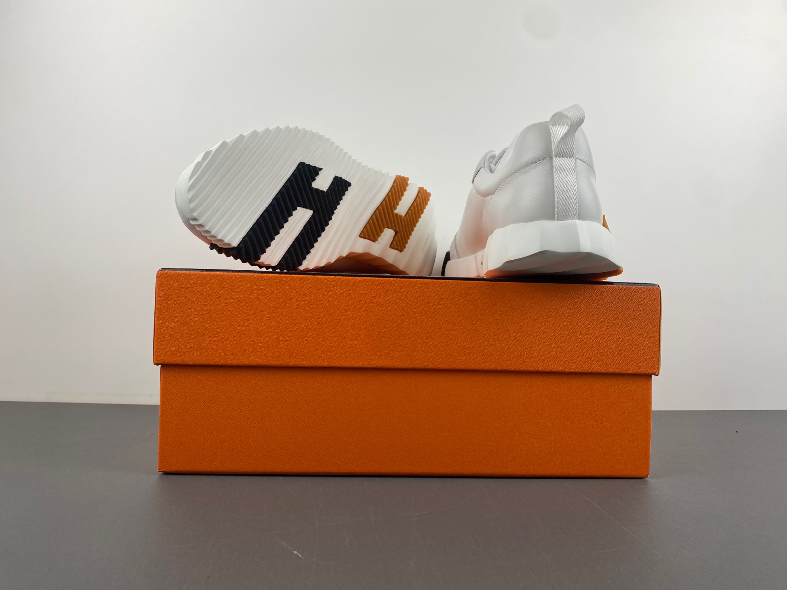 hermes Bouncing sneaker white brown Z854-H202934Z H02