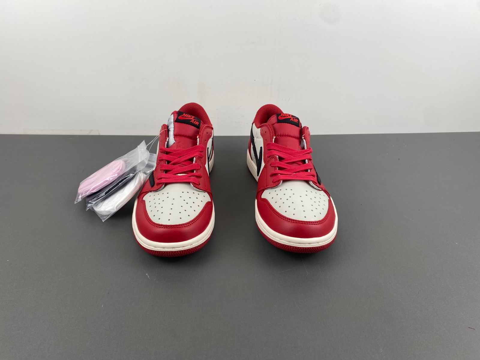 Travis Scott x Nike Air Jordan 1 Low Retro OG Chicago