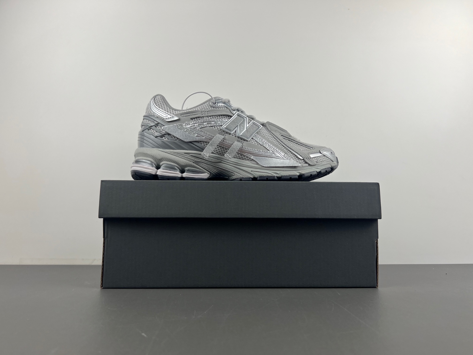 New Balance 1906A 'Concrete Silver Metallic'