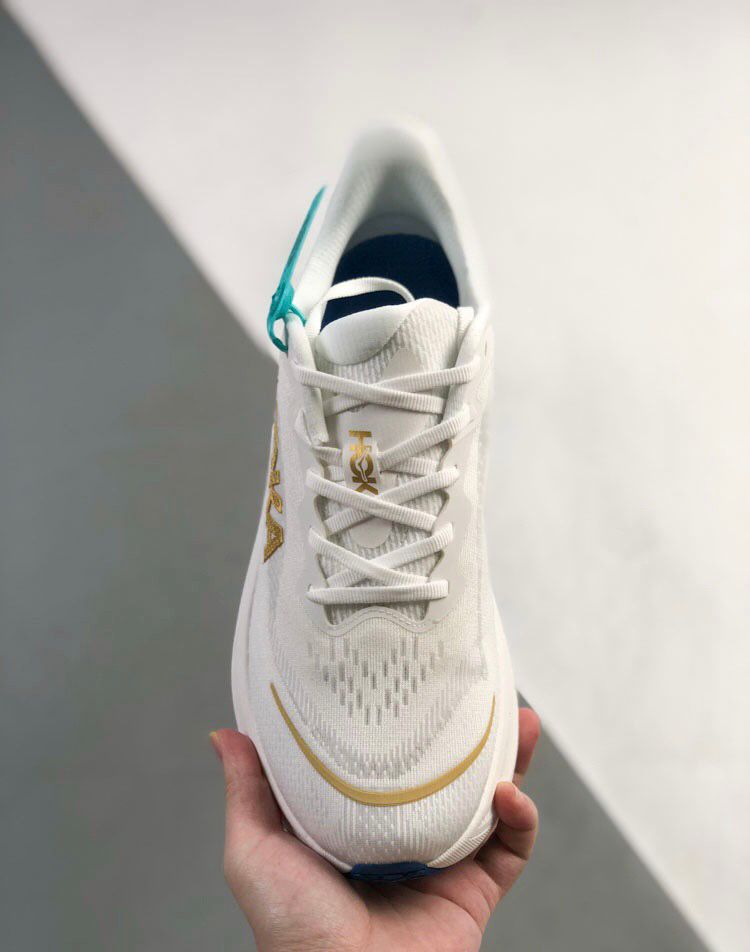 Hoka one one skyflow comfortable non-slip wear-resistant low-top casual running shoes for men and women, platinum 1155113