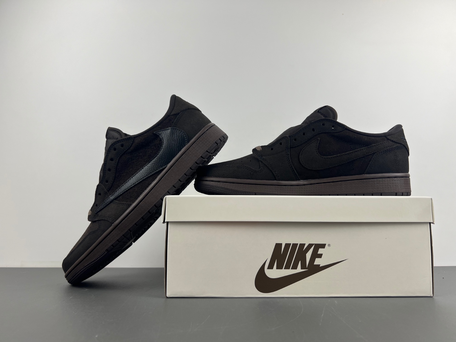 Travis Scott x Air Jordan 1 Low OG Dark Mocha DM7866-202