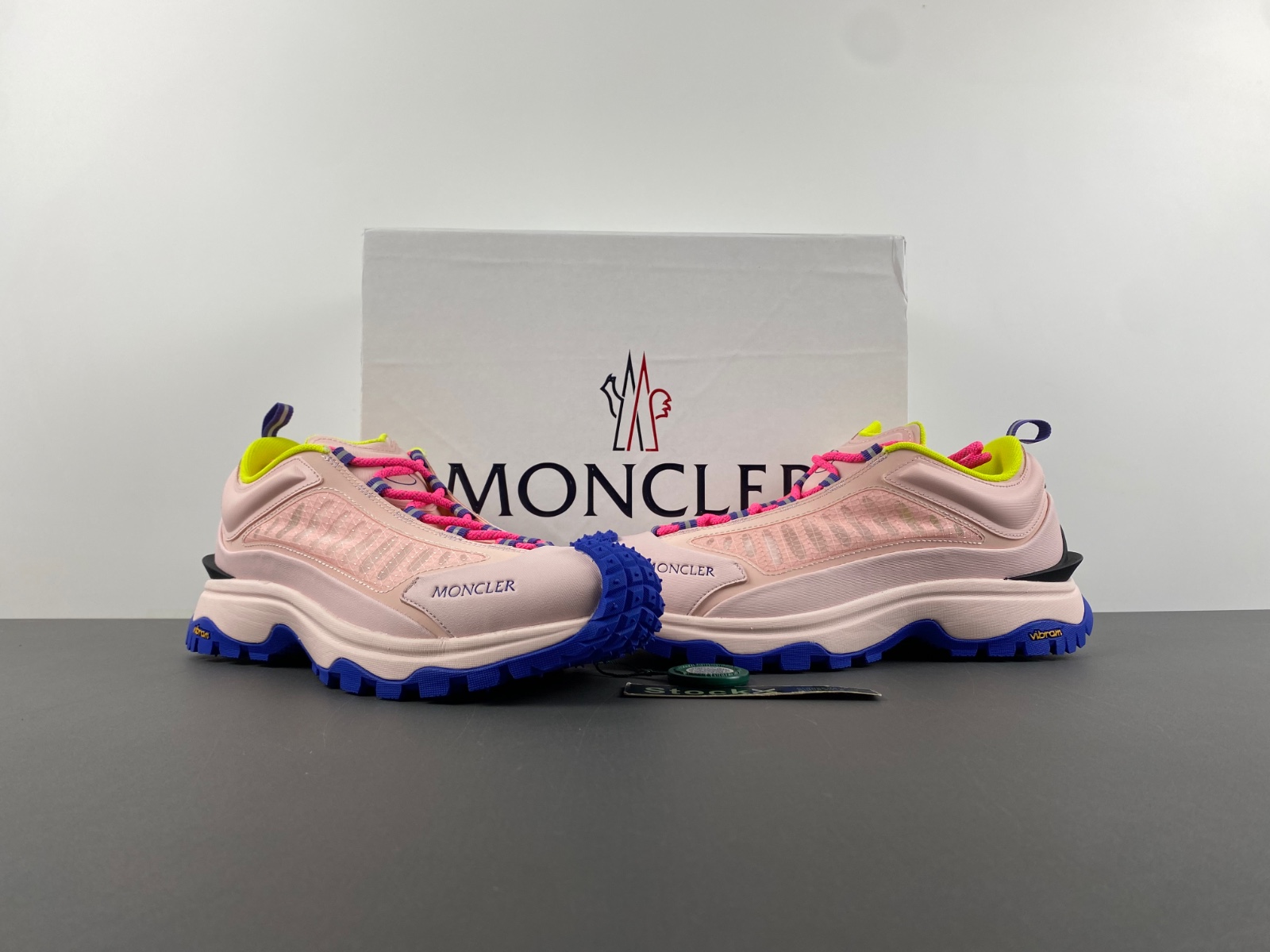 Moncler Trailgrip Lite 'Light Pink' I109B4M00210M280850N