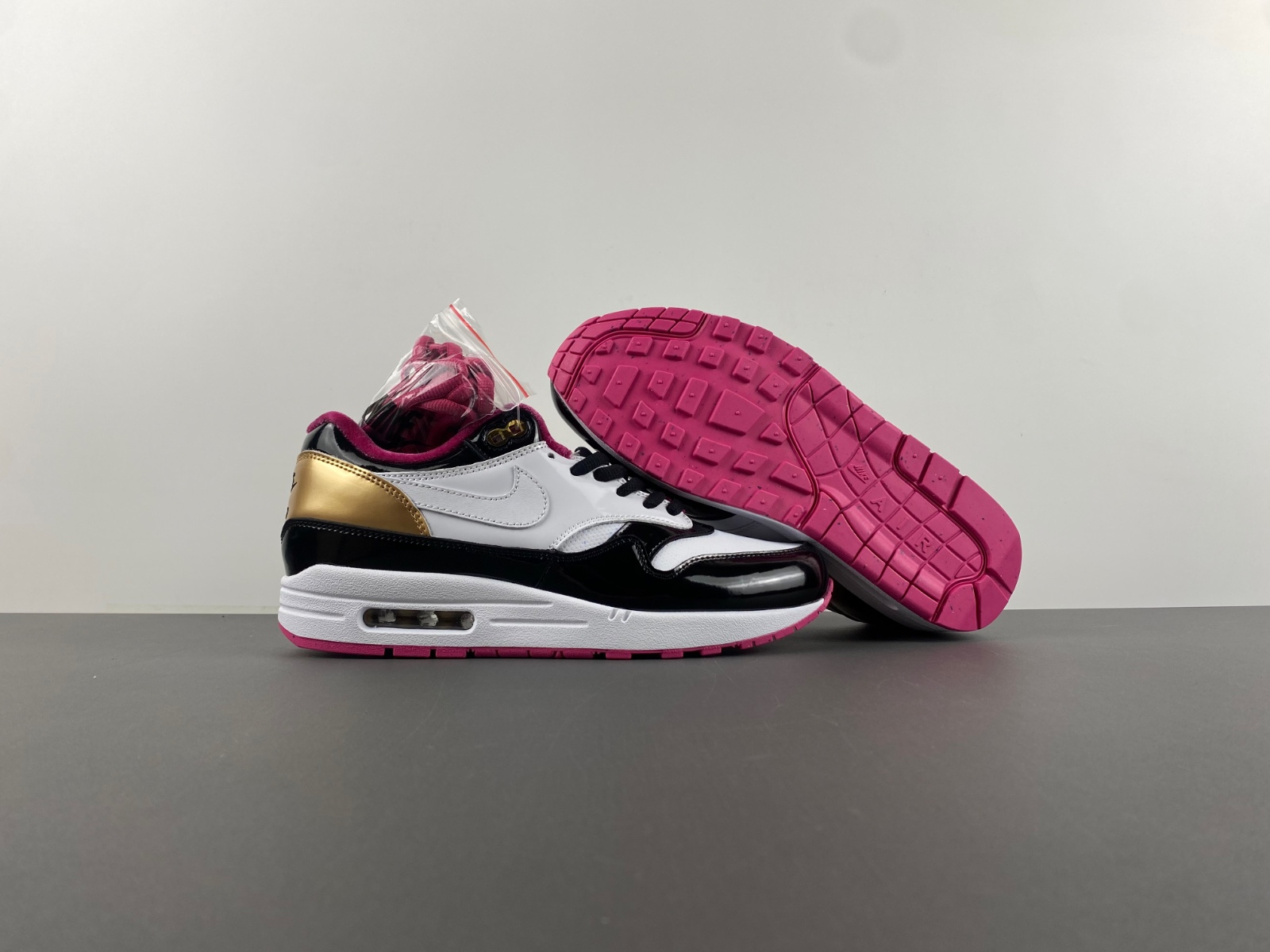 Nike Air Max 1 x PHANTACi “Grand Piano” HJ3966-110