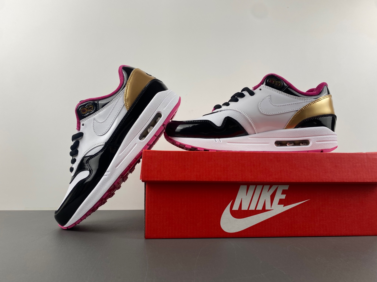Nike Air Max 1 x PHANTACi “Grand Piano” HJ3966-110