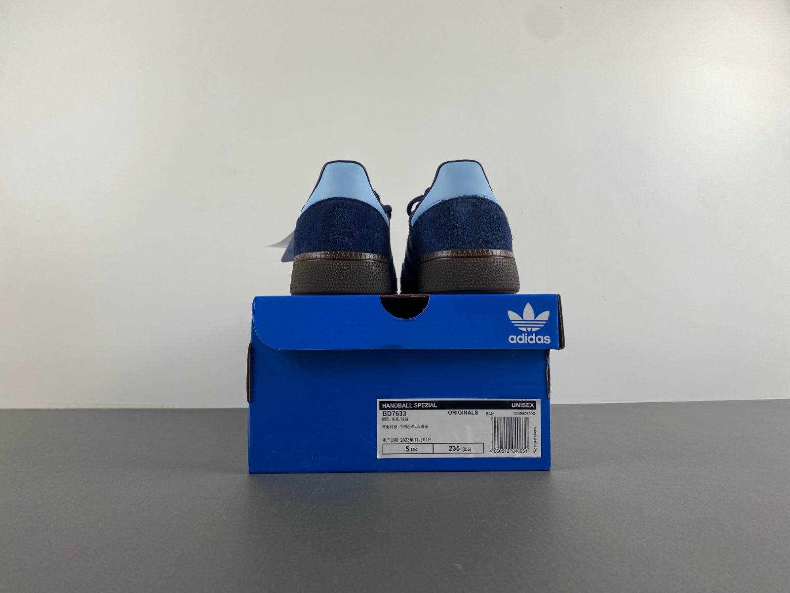 adidas Originals Handball Spezial Women's 7.5 navyblue