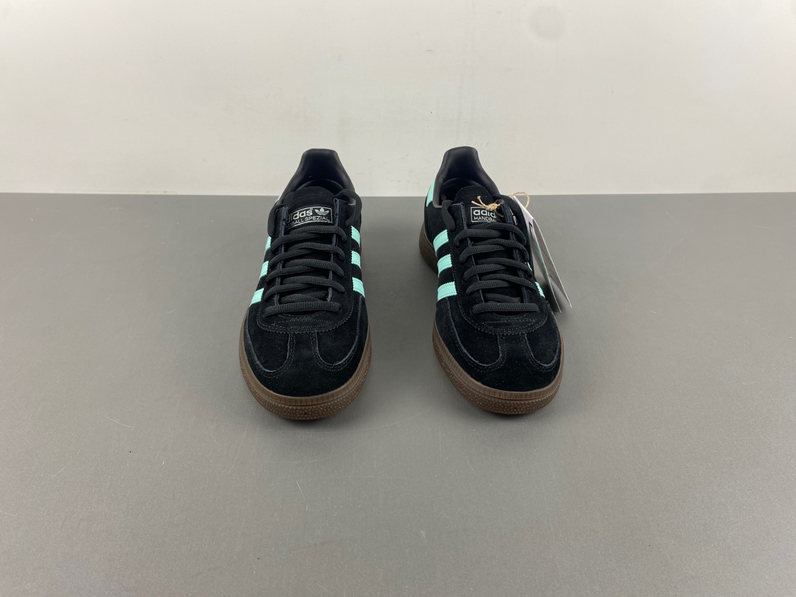 adidas HANDBALL SPEZIAL BLACK CLEAR MINT IH7491