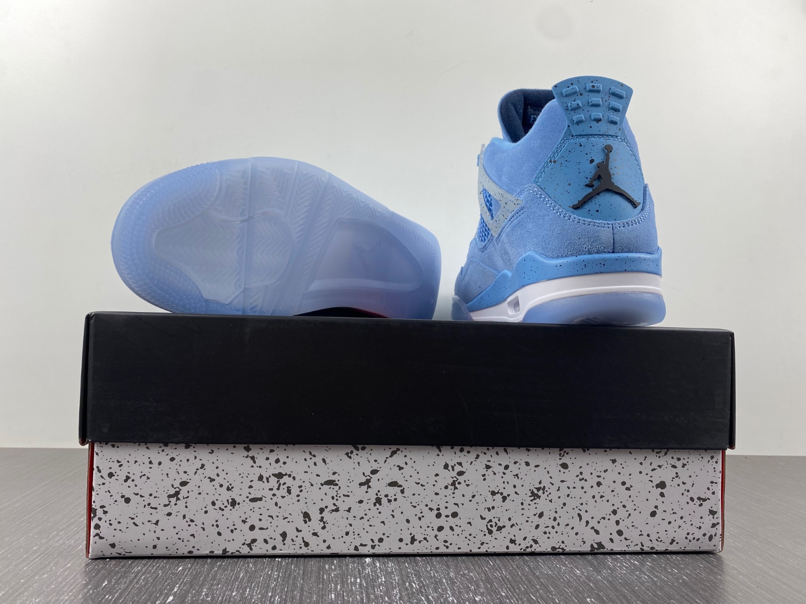 Air Jordan 4 Retro UNC PE Blue AJ4 1032070