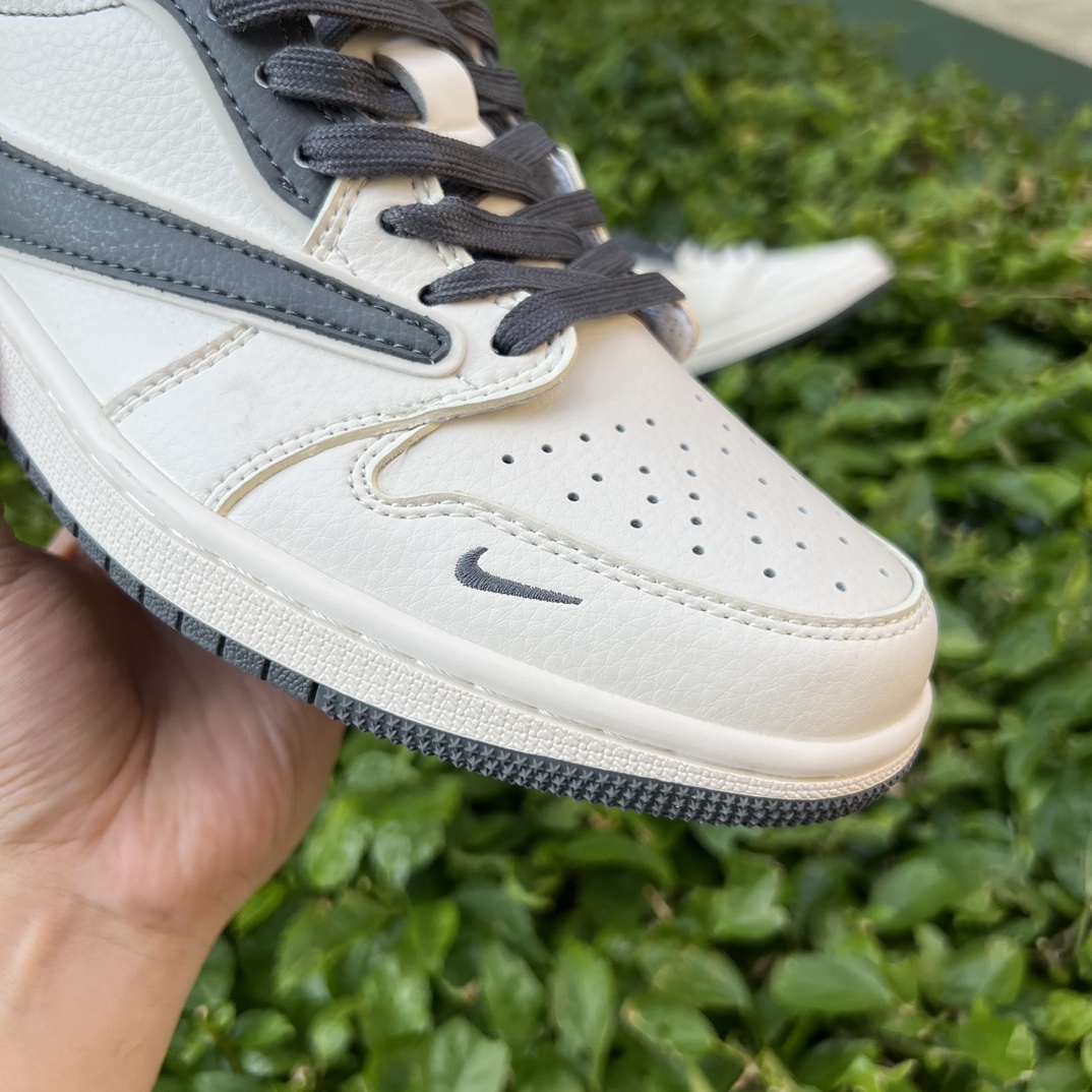 Louis vuitton x Travis Scott x Air Jordan 1 Low DM6688-601