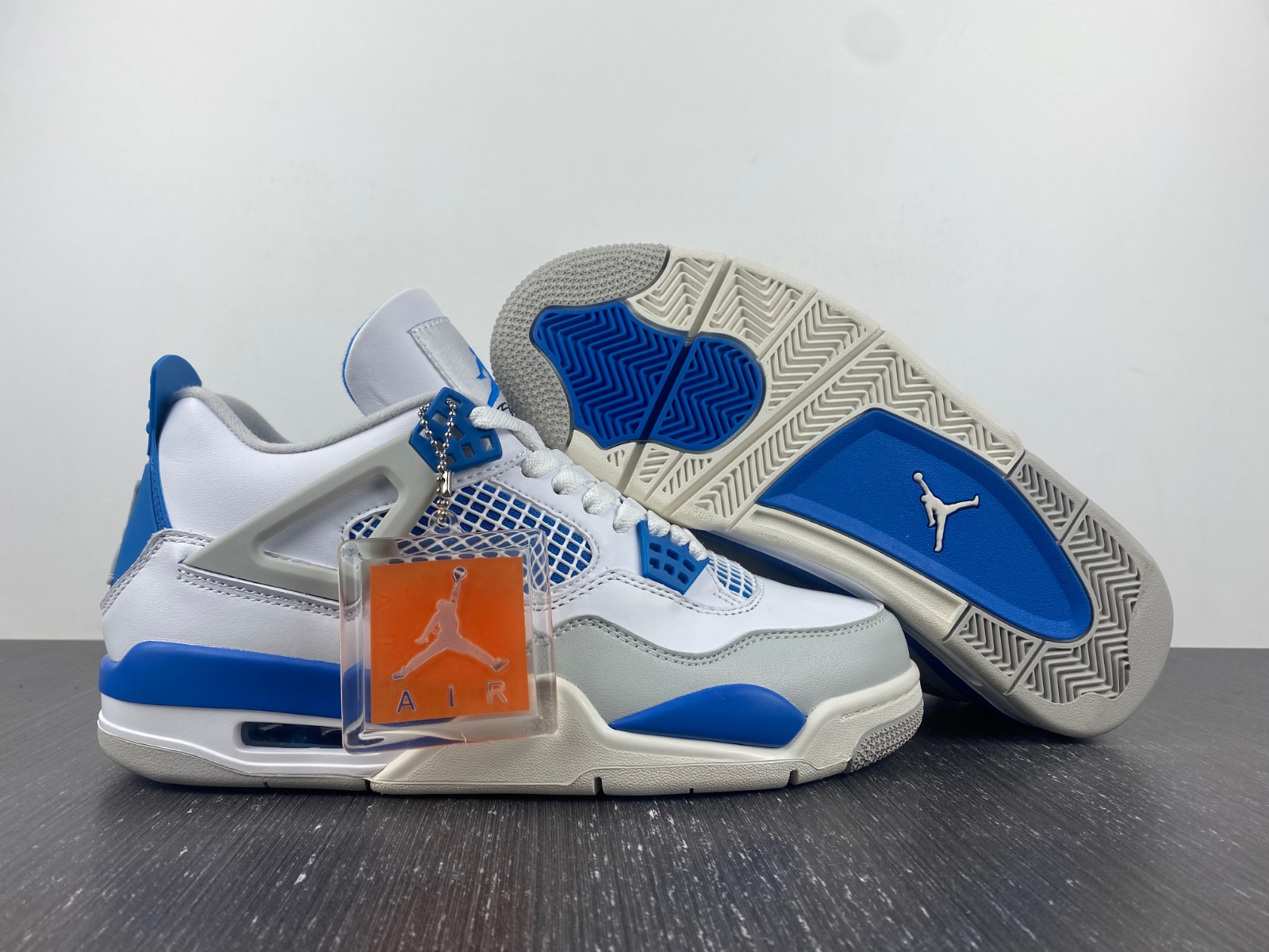 AJ4 AIR JORDAN 4 OG “MILITARY BLUE” 308497-105P