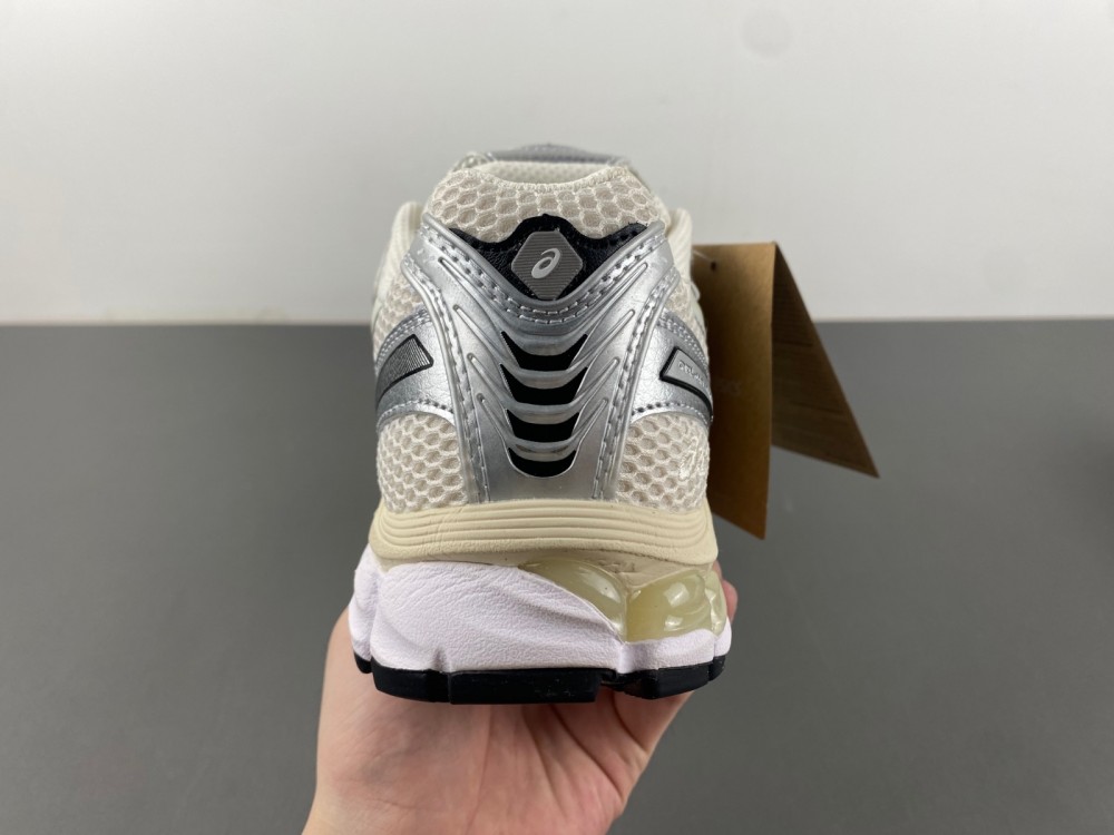 Ronnie Fieg x Asics gel-kayano 12.1 1203a555-100