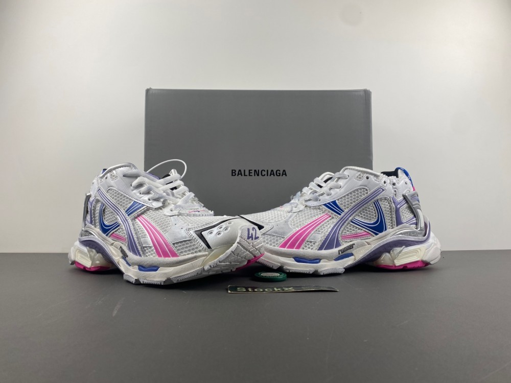 Balenciaga Runner 772774-W3RNY-6120