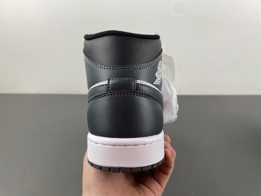 Wmns Jordan 1 Mid 'Cosmic Clay BQ8426-001