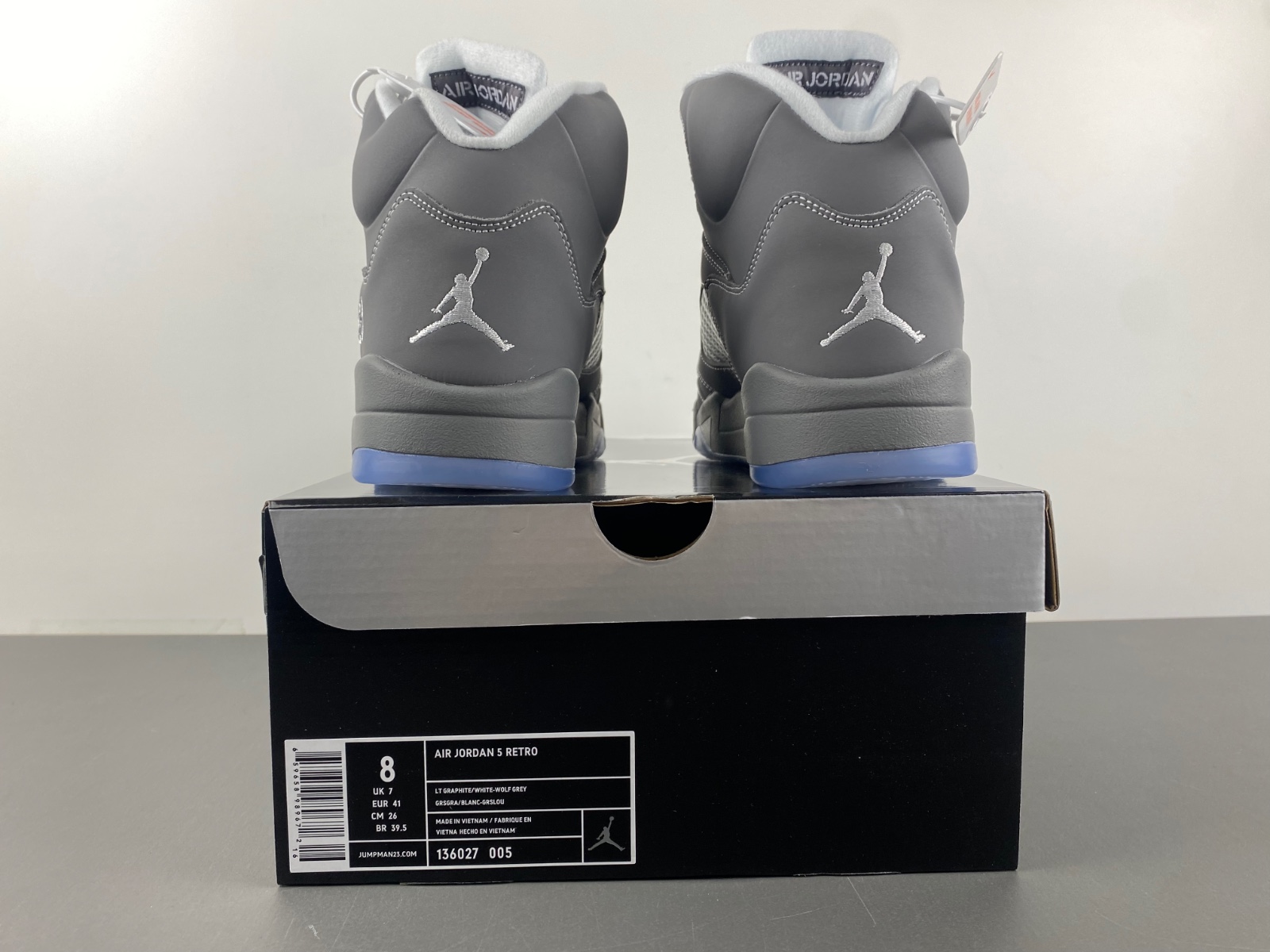 Jordan 5 Retro ‘Wolf Grey’ 136027-005