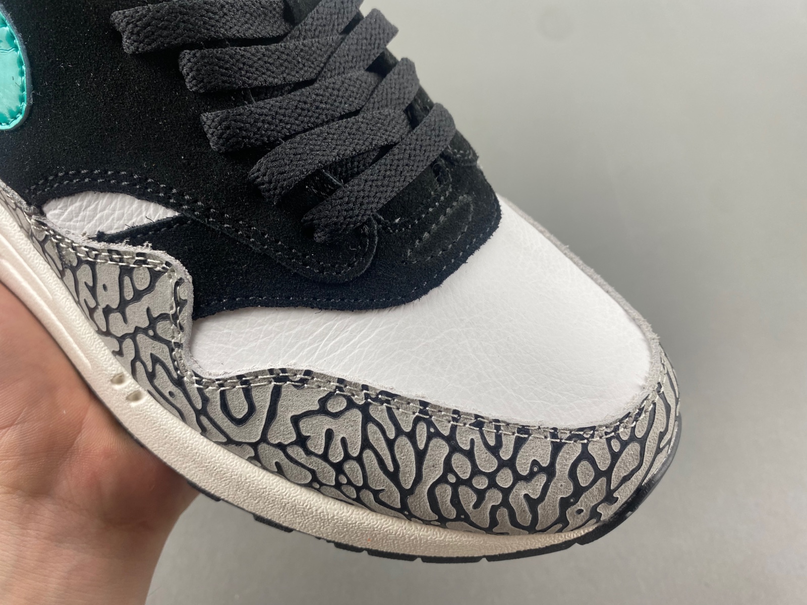 Air Max 1 Premium White/Black/Light Blue 908366-001