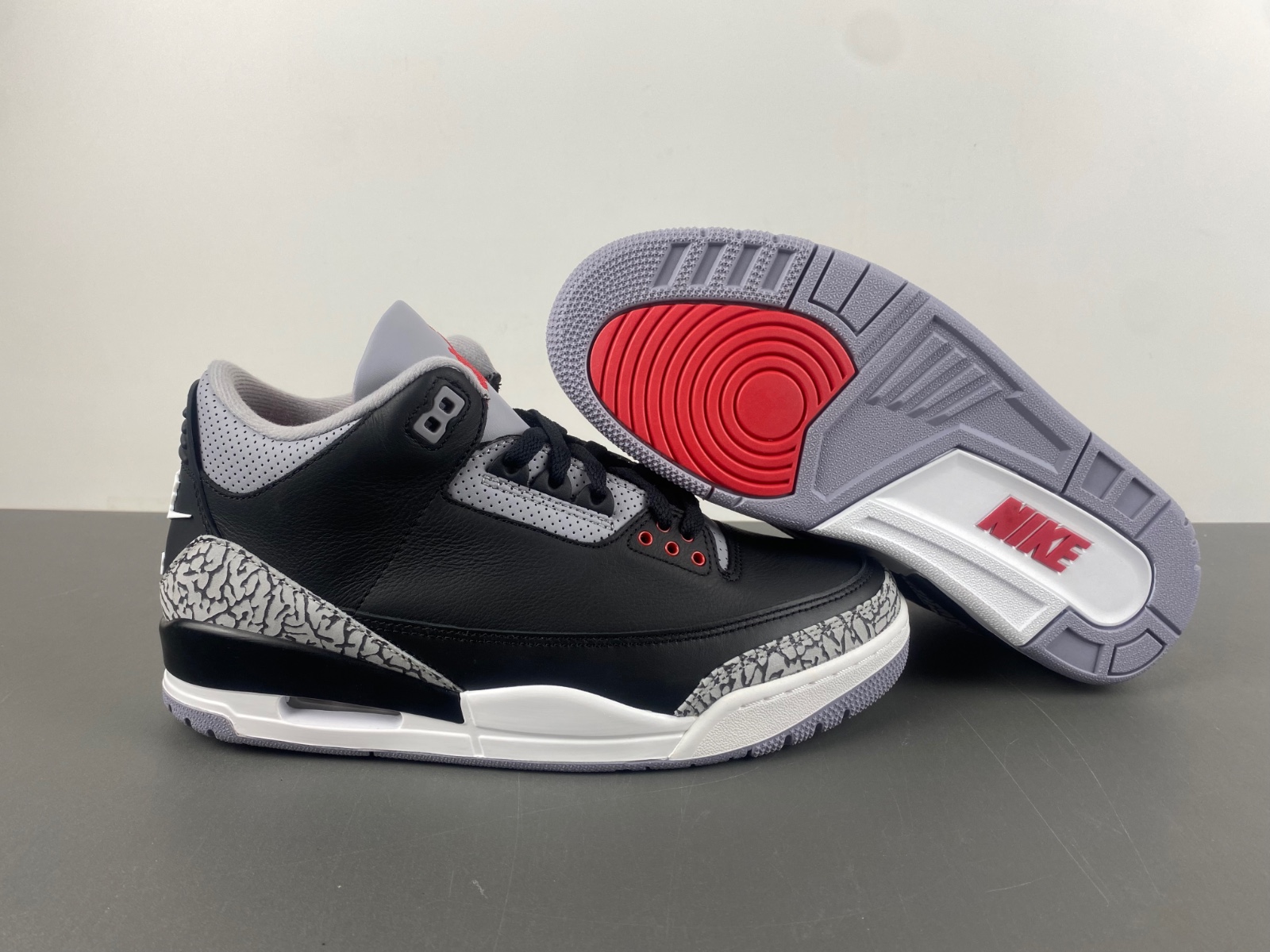 Air Jordan 3 OG Black Cement （2024） DN3707-010