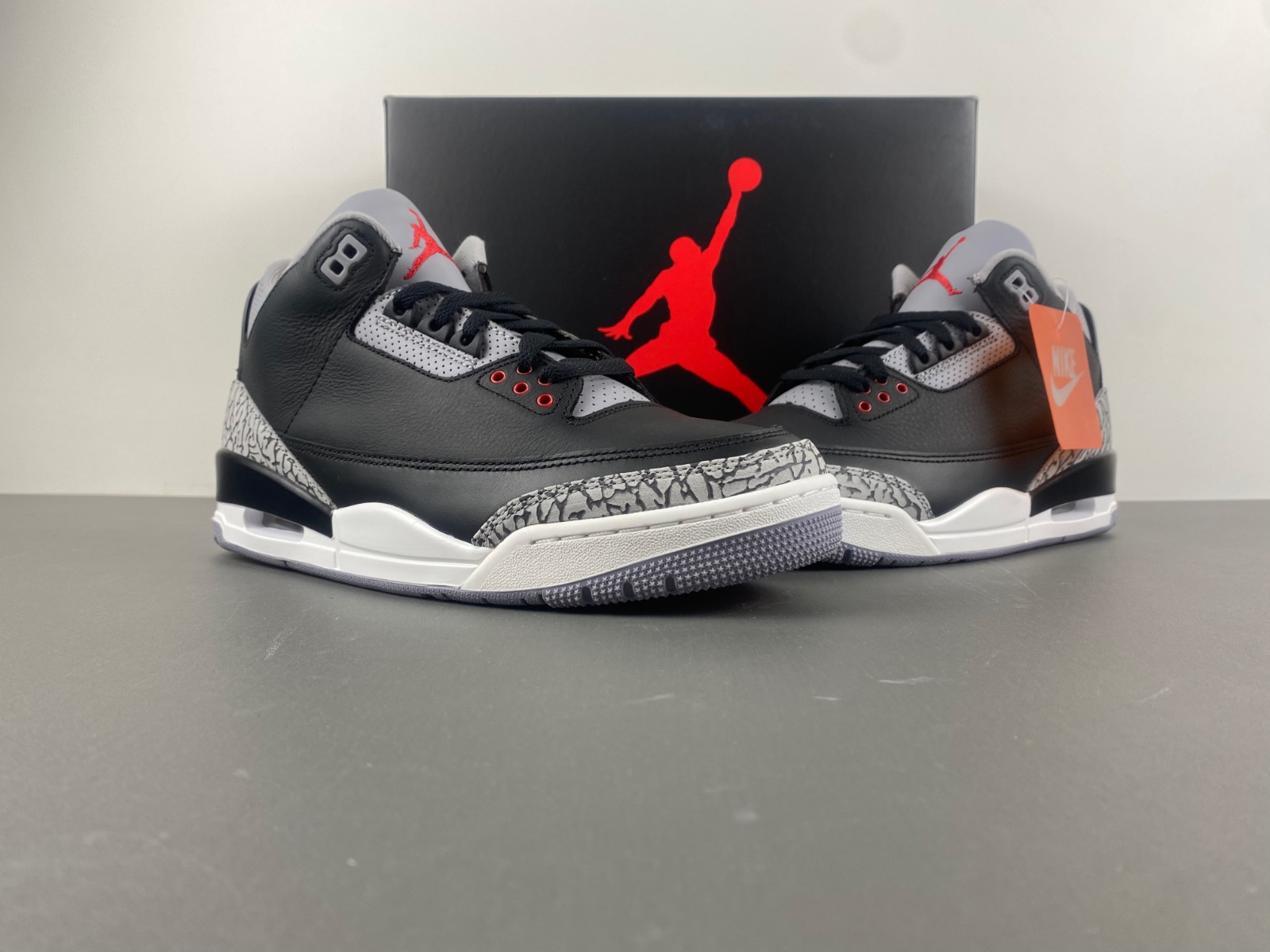 Air Jordan 3 OG Black Cement （2024） DN3707-010