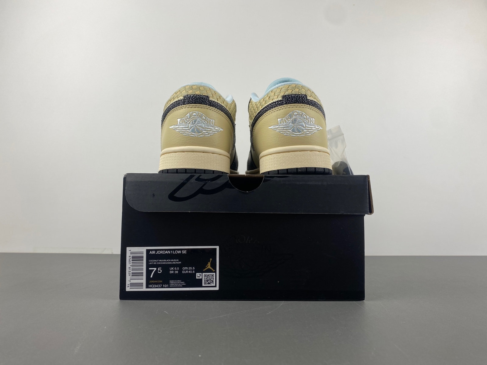 Air Jordan 1 Low SE Coconut Milk Black  HQ3437-101
