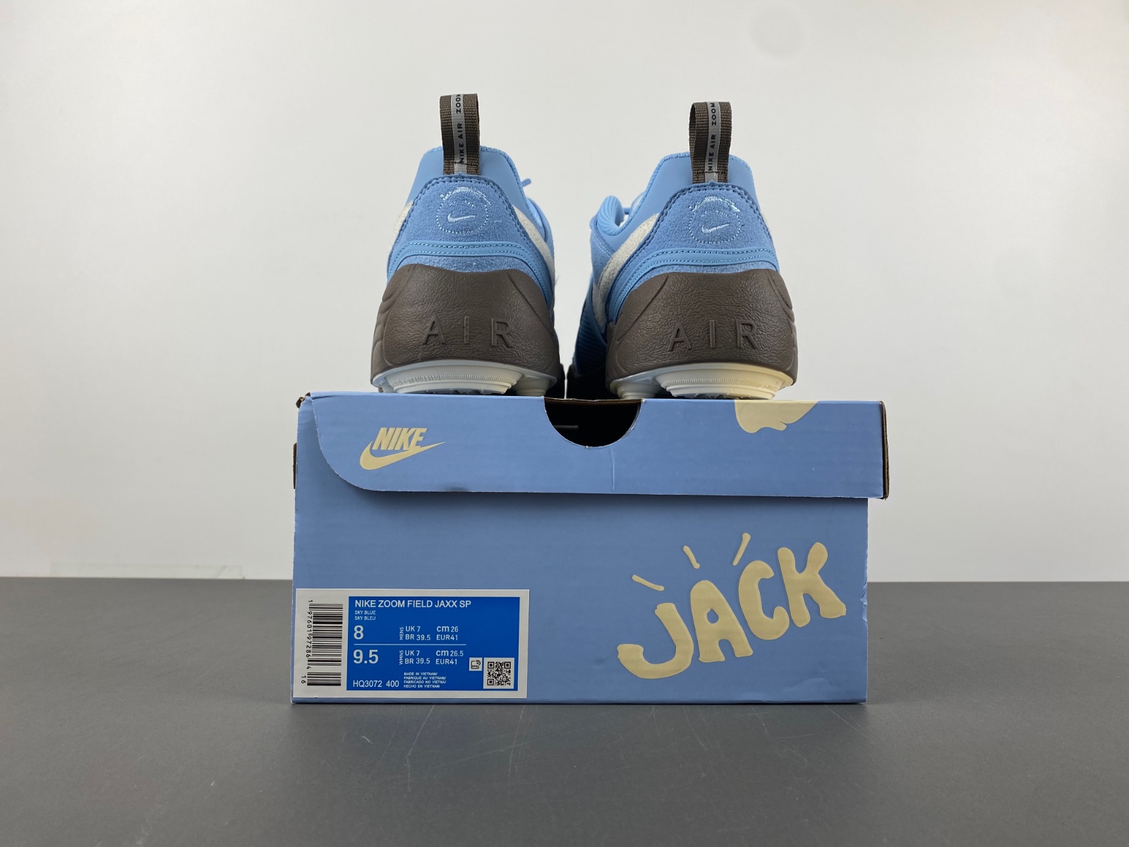 Travis Scott x les meilleures heures de la gamme nike lebron Skateboarding Leche Blue HQ3072-400