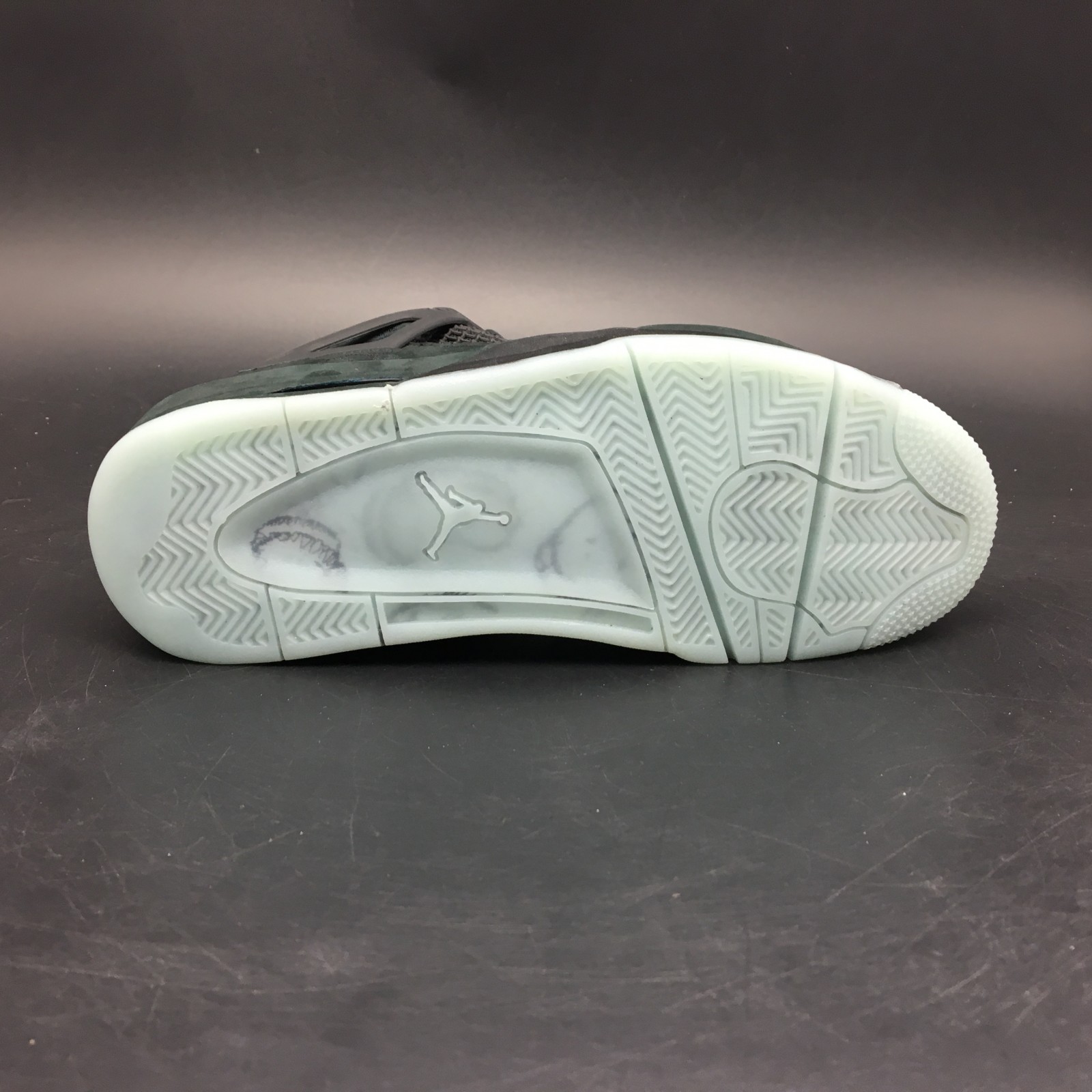 Jordan 4 Retro Kaws Black 930155-001