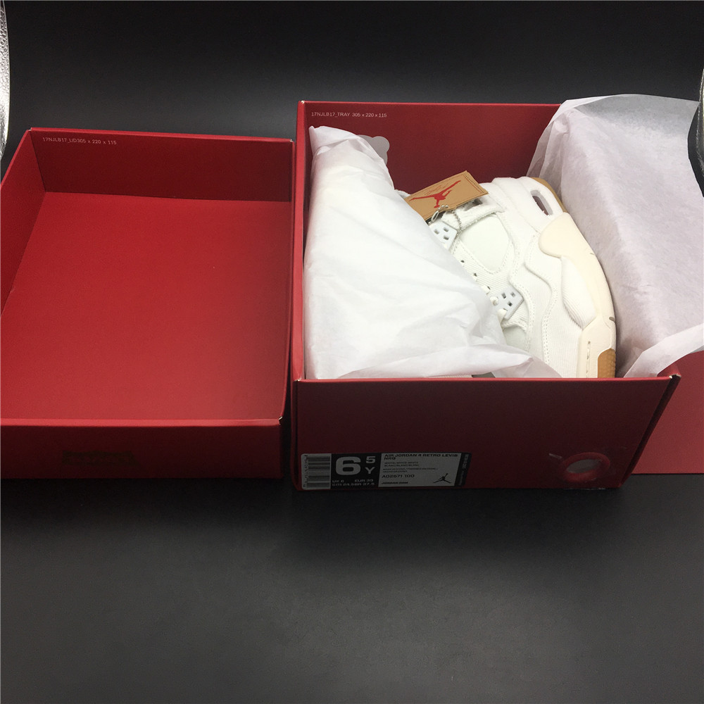 Jordan Levi's x Air Jordan 4 Retro ''White Denim'' AO2571-100