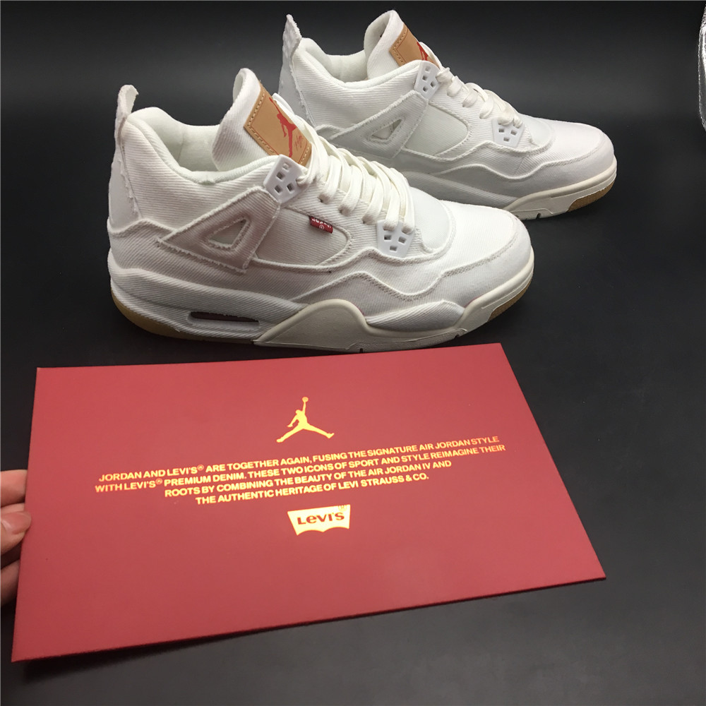 Jordan Levi's x Air Jordan 4 Retro ''White Denim'' AO2571-100