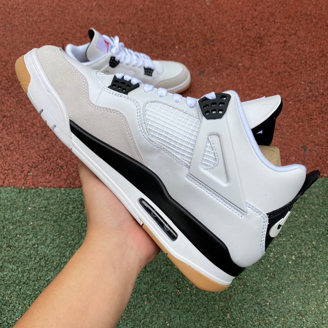 Air Jordan 4 Retro SB Pine Green DR5415-101