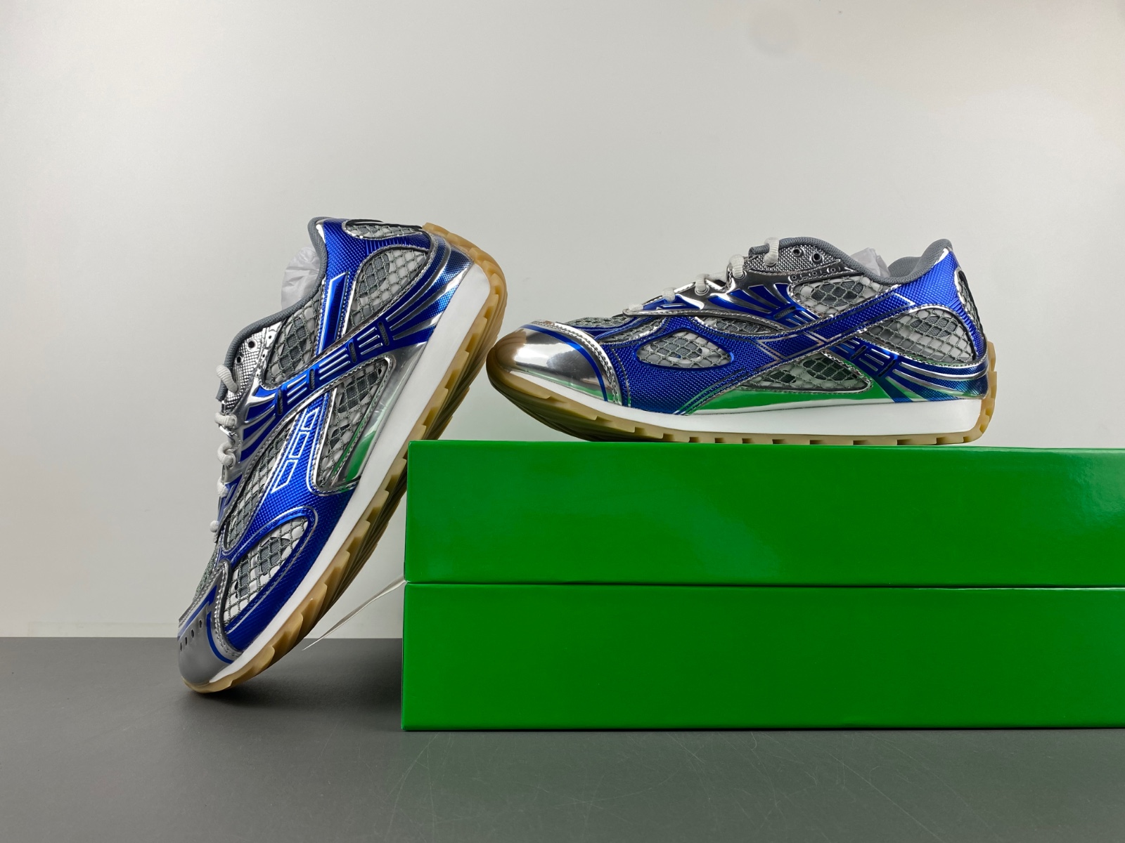 Bottega Veneta Orbit Low Top Sneaker 741357 V2X40 1375