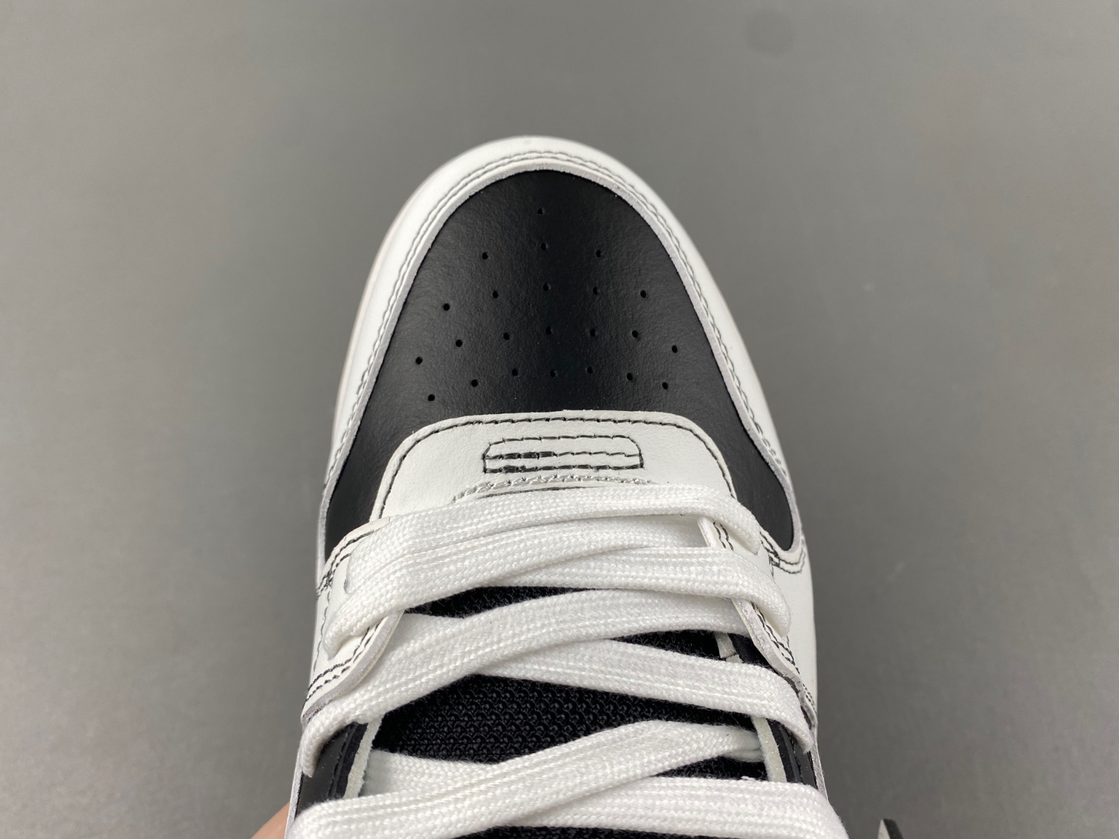 Off-White Black & White Out Of Office Sneakers OMIA189S24LEA0041001