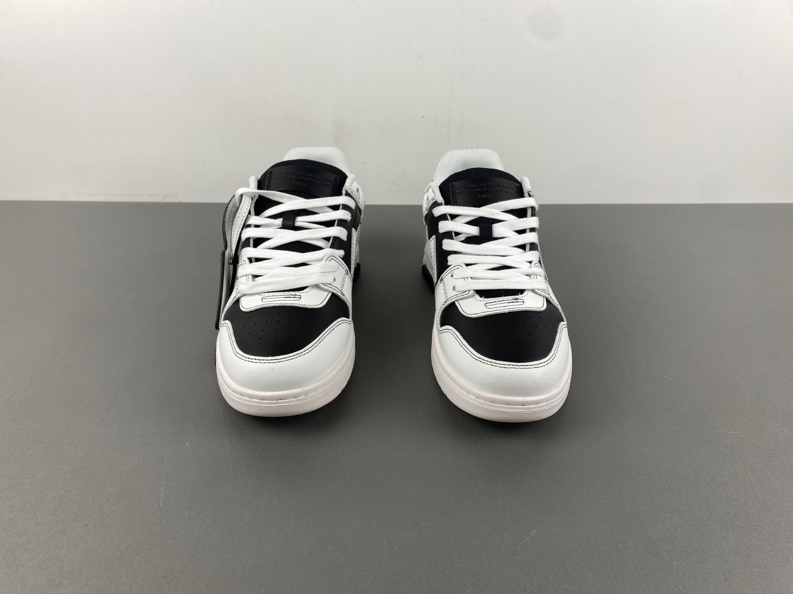 Off-White Black & White Out Of Office Sneakers OMIA189S24LEA0041001