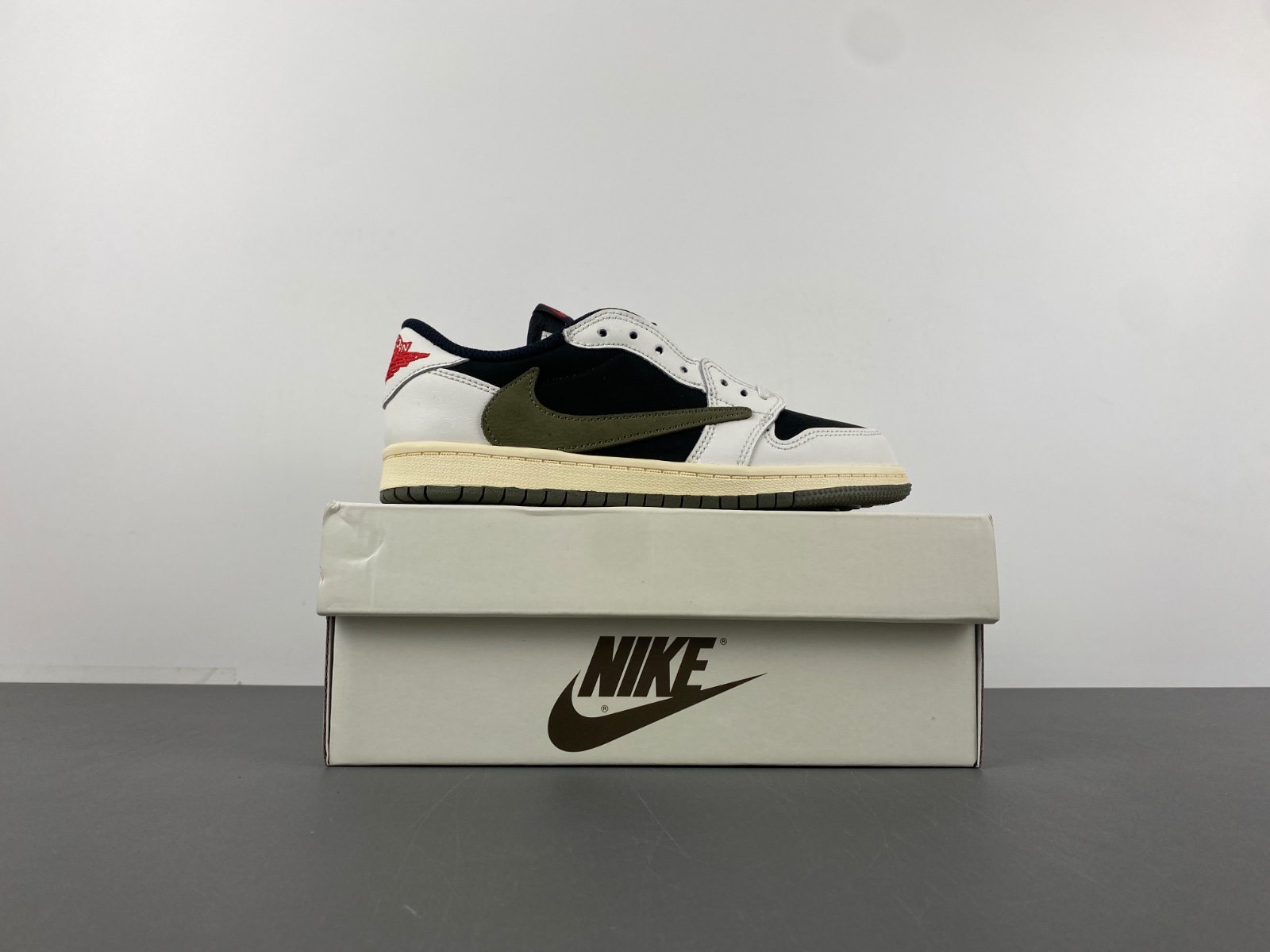 Travis Scott x Jordan 1 Retro Low OG SP PS 'Olive' DZ5909-106