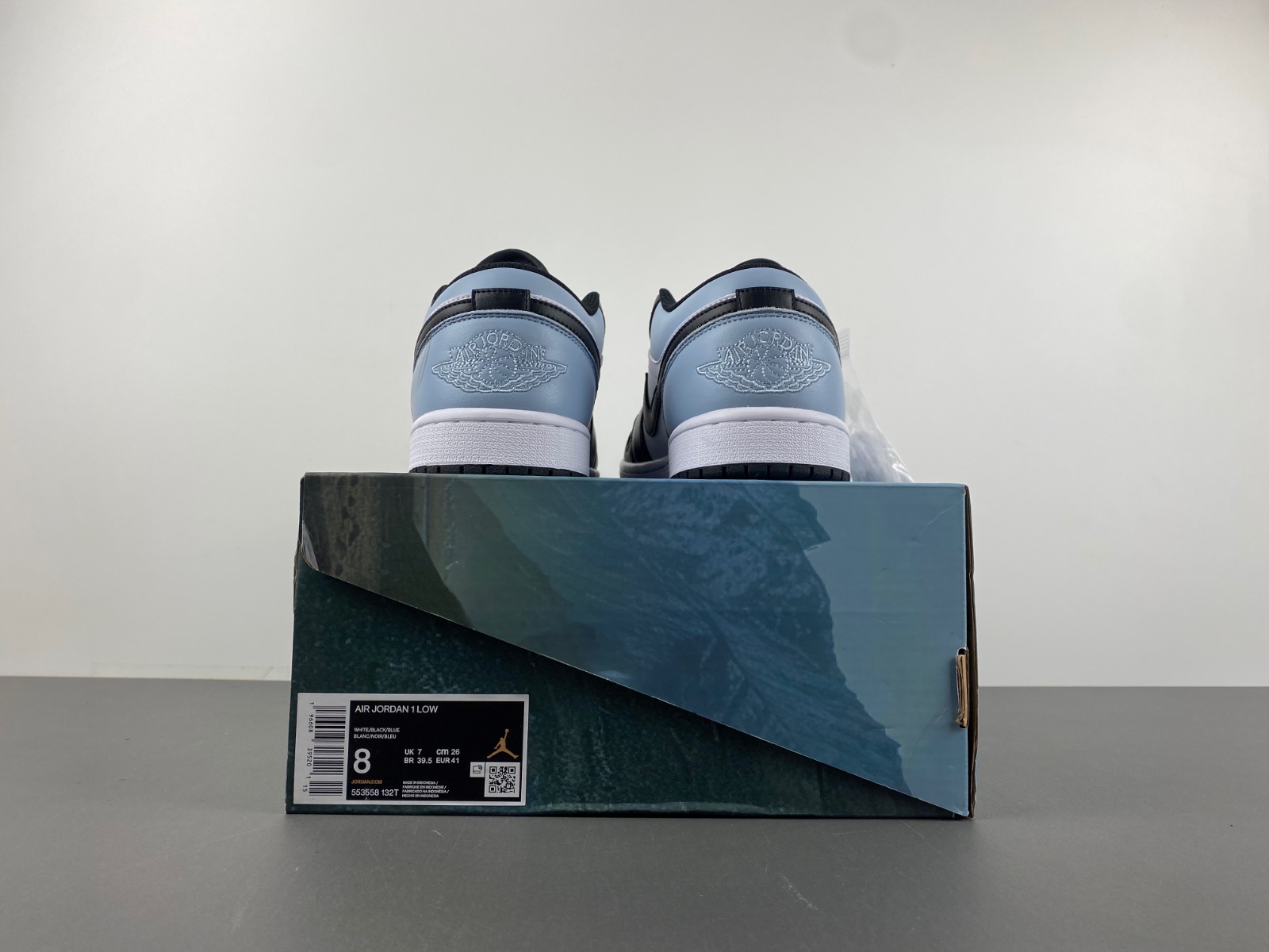 Jordan 1 Retro Low Golf Copa  DD9315-114