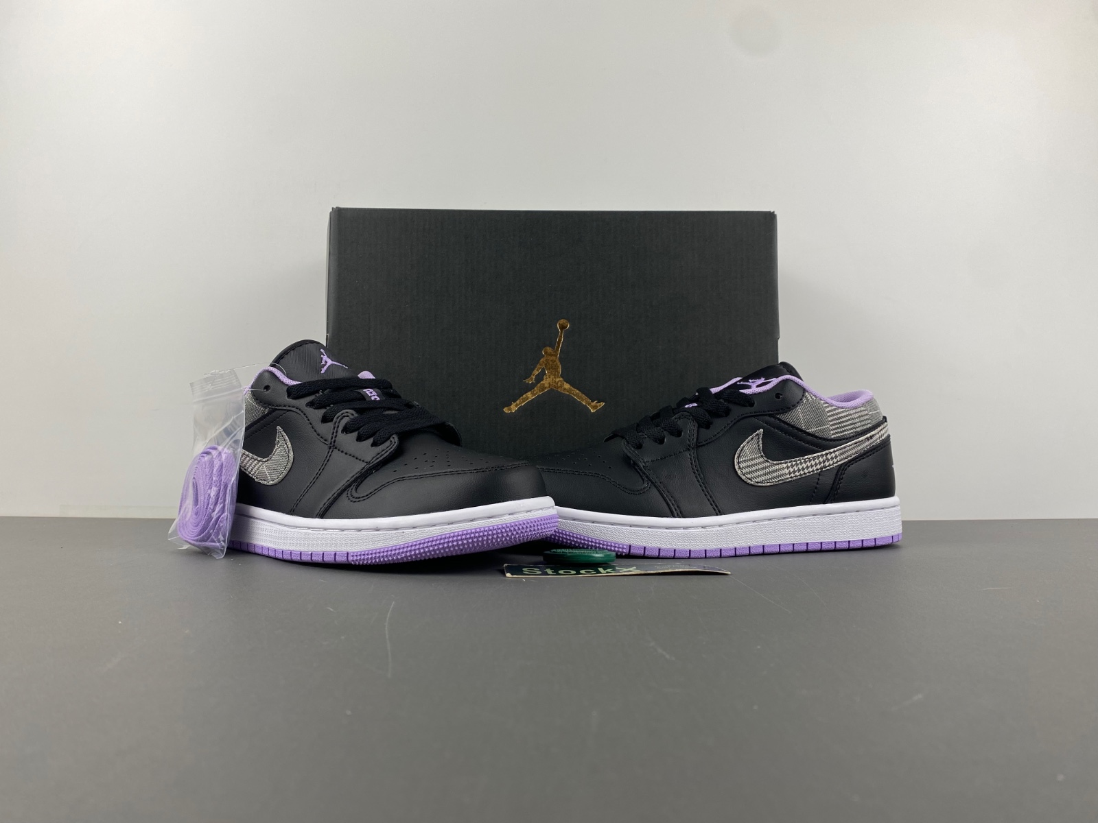 Nike Air Jordan 1 Low SE GS Black Lilac Plaid DH0570-015