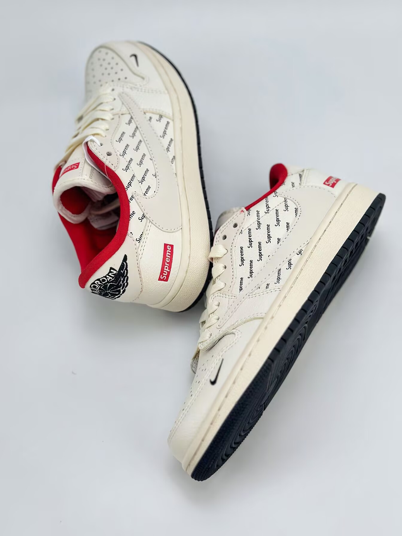 air jordan 1 retro low x supreme beige red hook yq2088 671xk