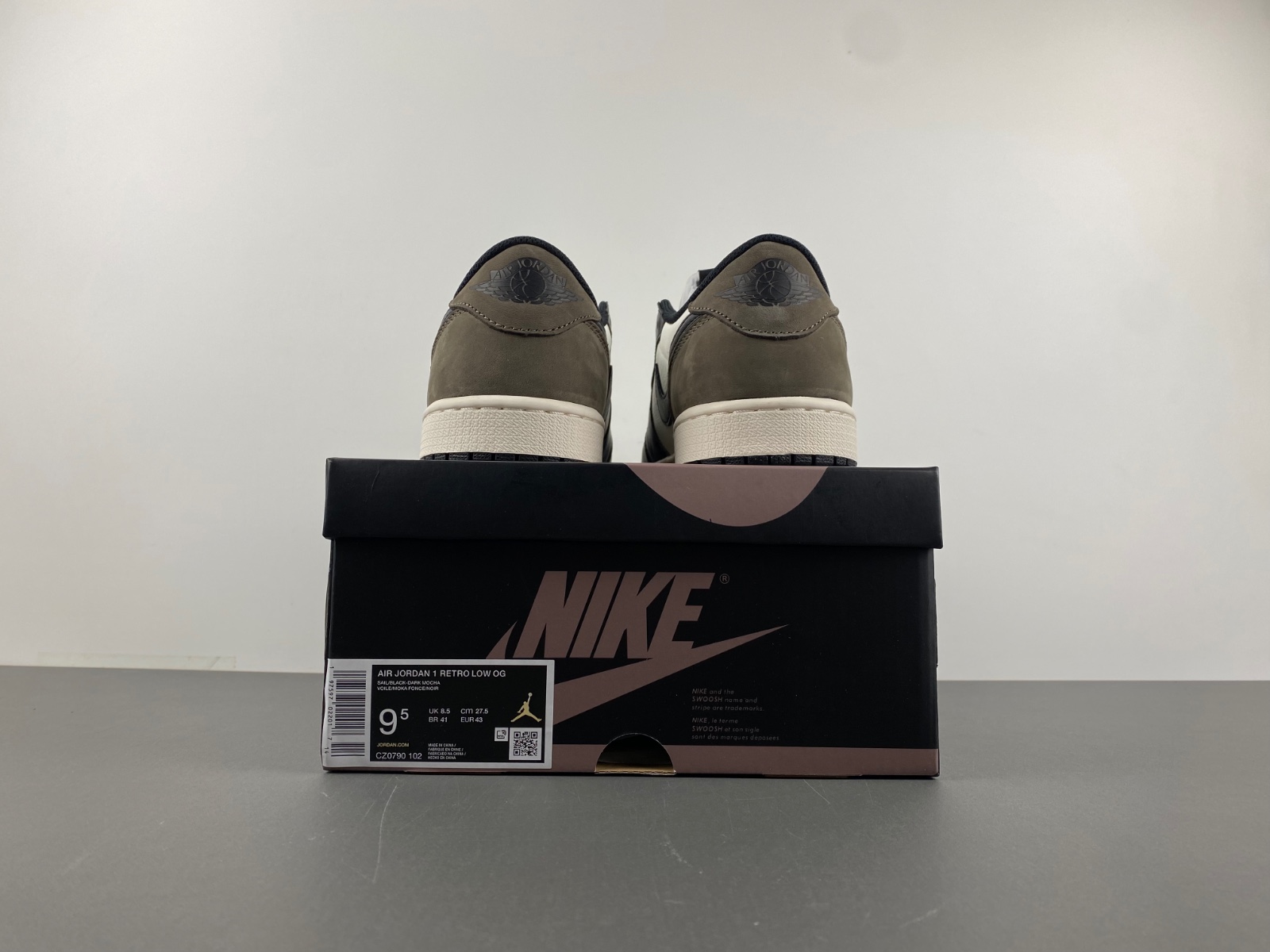 Air Jordan 1 Low OG “Mocha” CZ0790-102