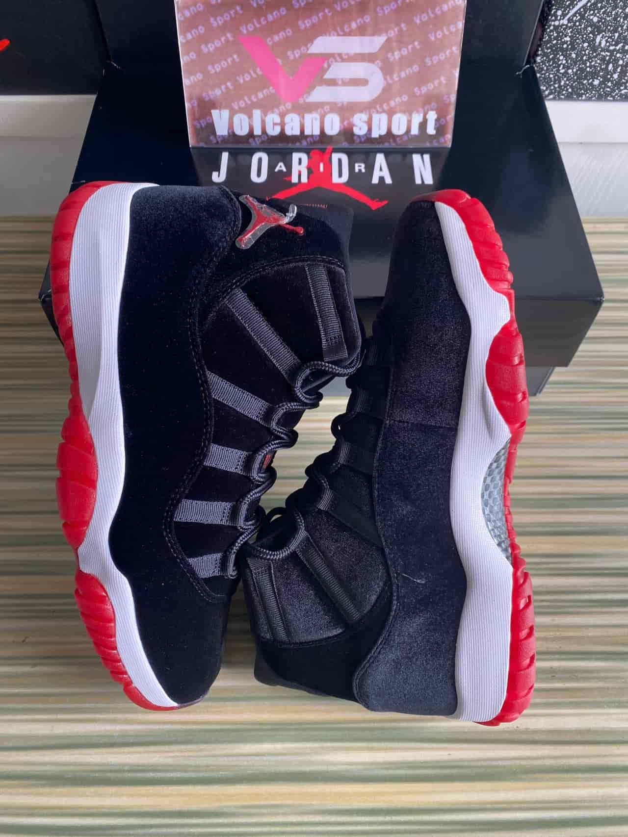 Air Jordan 11 Retro 'Bred Velvet' DB5457-0618