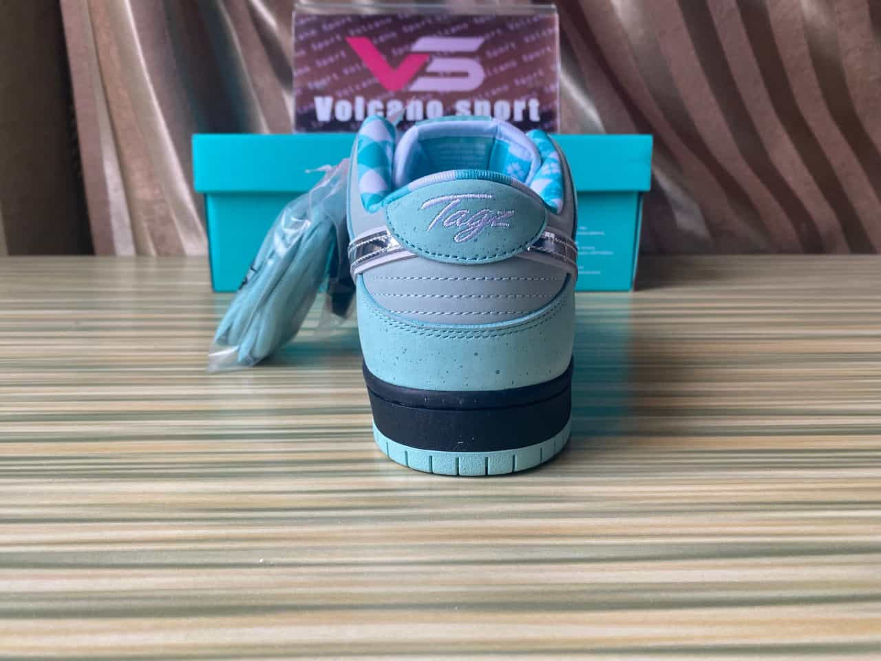 Nike SB Dunk Low BV1310-402