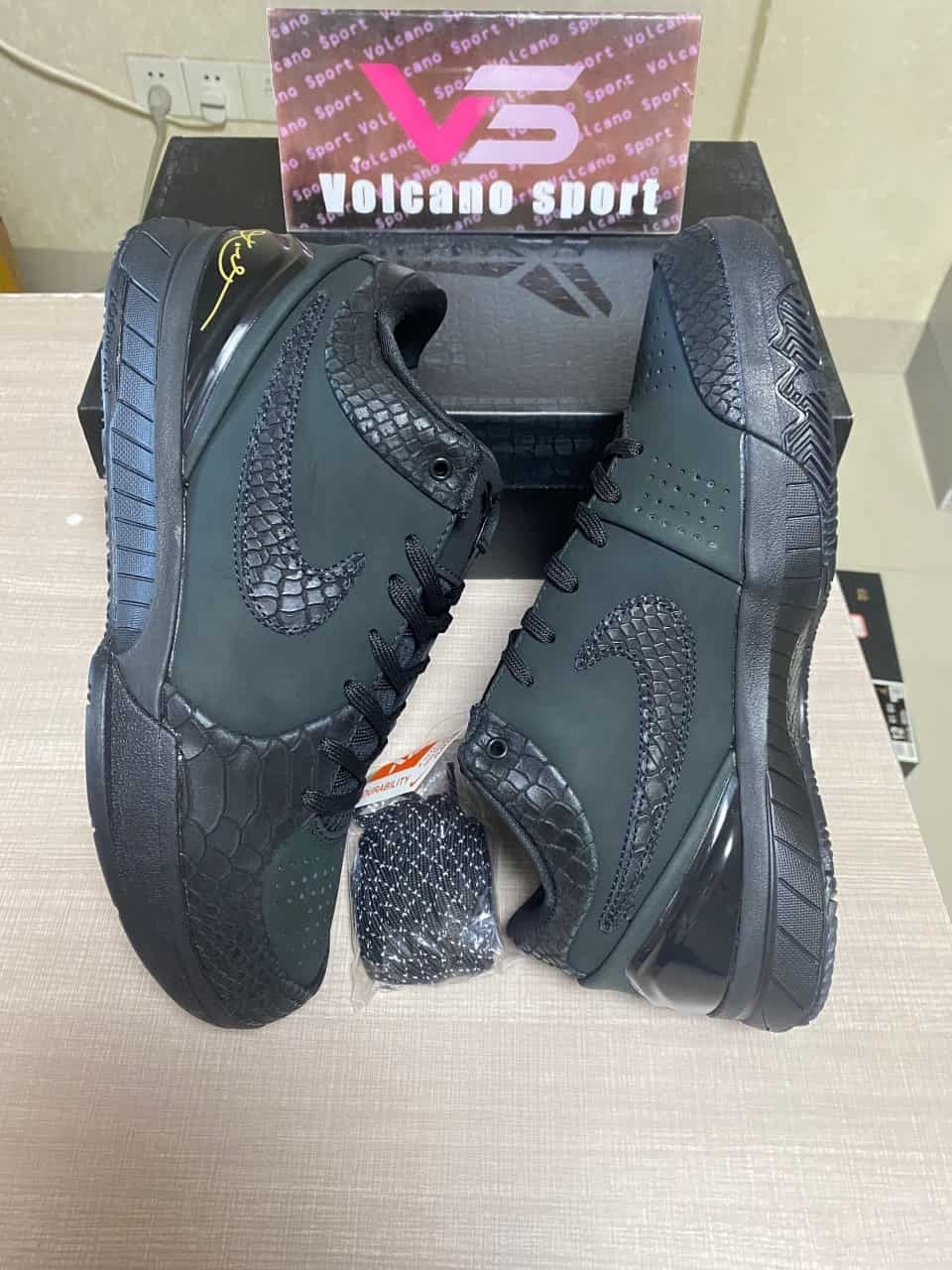 Kobe 4 Protro “Black Mamba”FQ3544-001