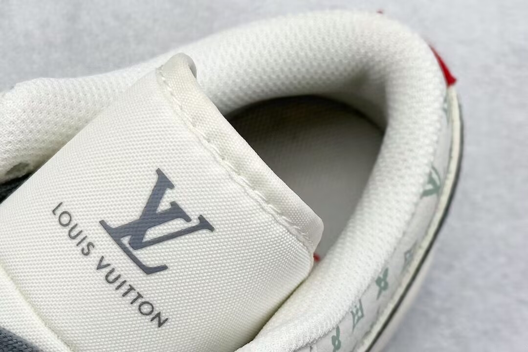 Louis vuitton x Air Jordan 1 Low wg8850-010