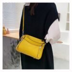 Luxury Elegance: Genuine Leather Womens Handbag