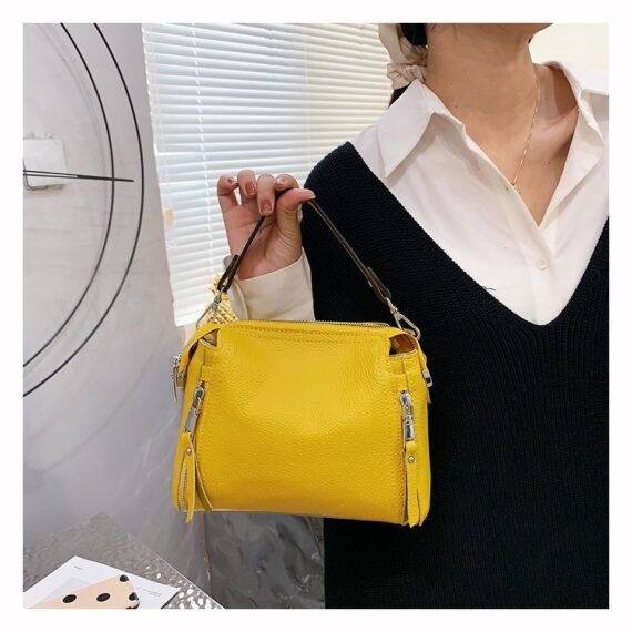 Luxury Elegance: Genuine Leather Womens Handbag