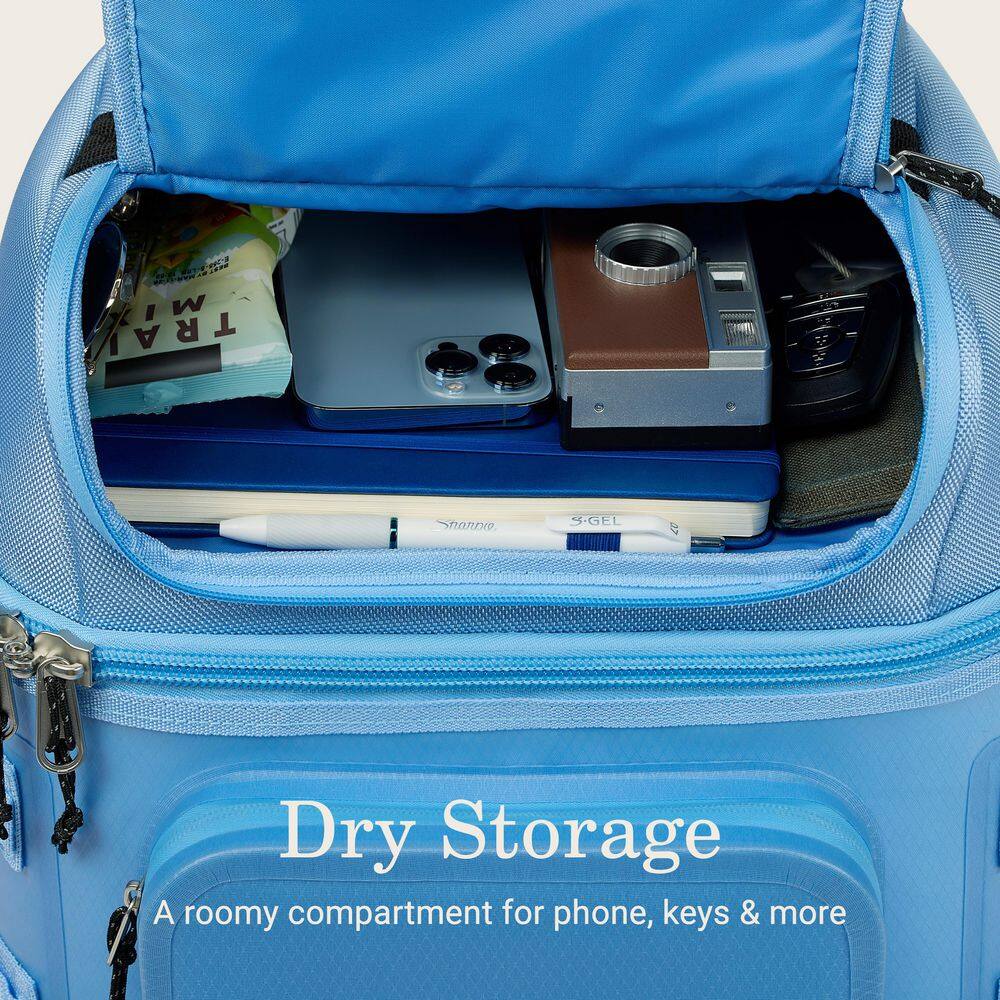 Coleman Pro 15.7 qt. (24-Can) Soft Cooler in Blue Sky 2214182