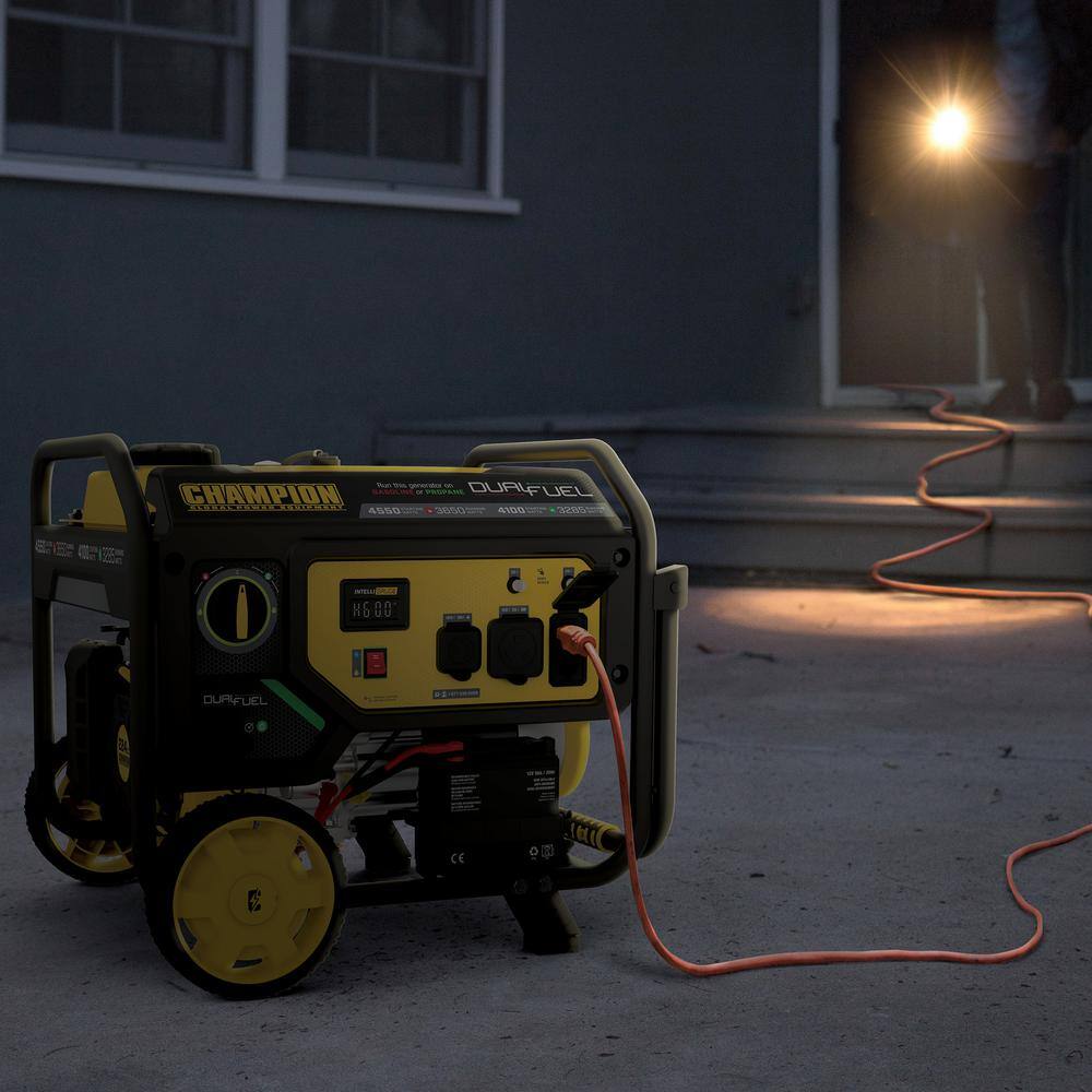 Champion Power Equipment 4550/3650-Watt Electric Start Gas and Propane Dual Fuel Powered RV Ready Portable Generator 200973